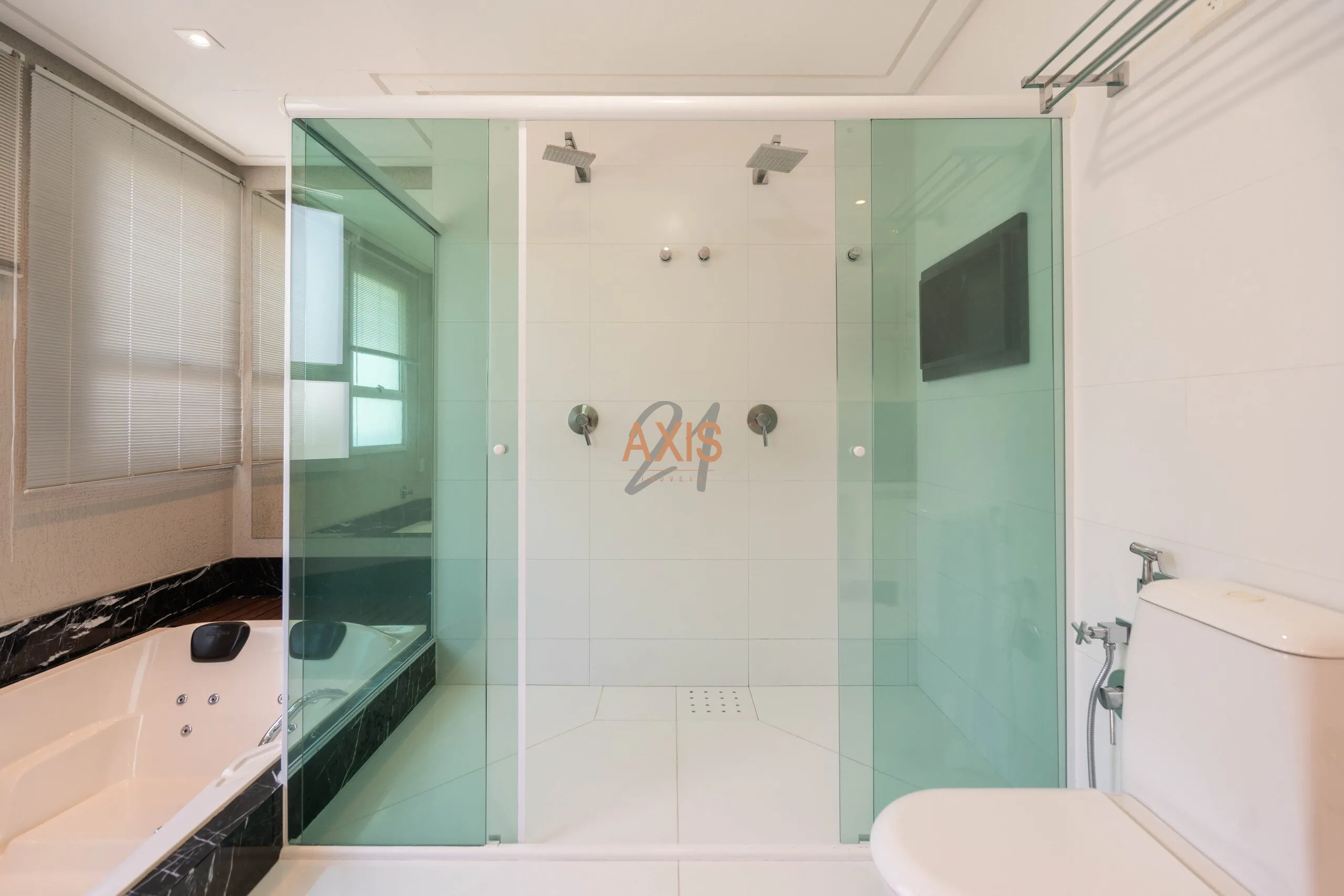 Casa de 4 Suítes à Venda no Green Valley Condominium | Santa Felicidade  Curitiba — foto 36