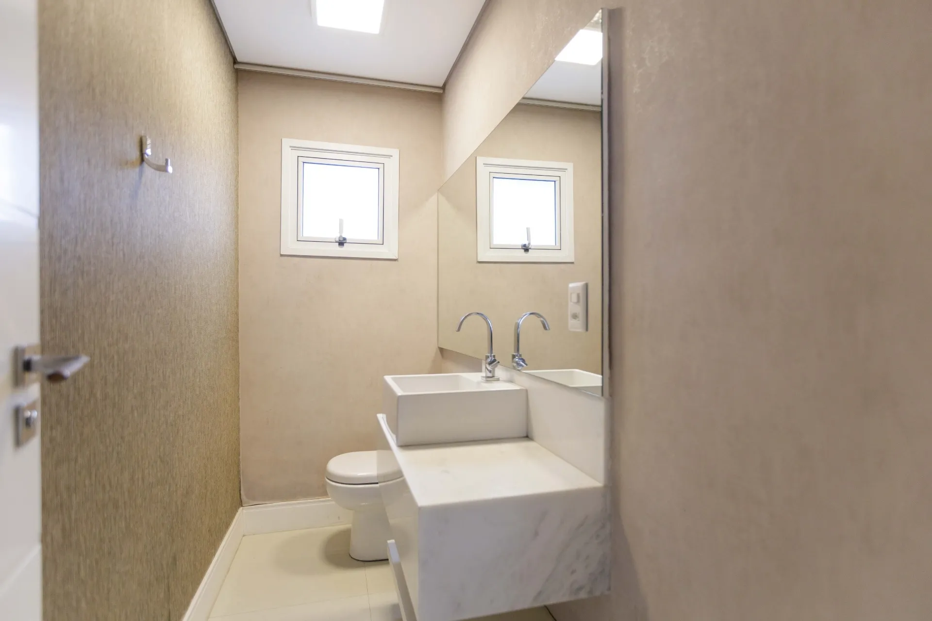 Casa de 4 Suítes à Venda  no Condomínio Mirabelle | Campo Comprido  Curitiba — foto 10