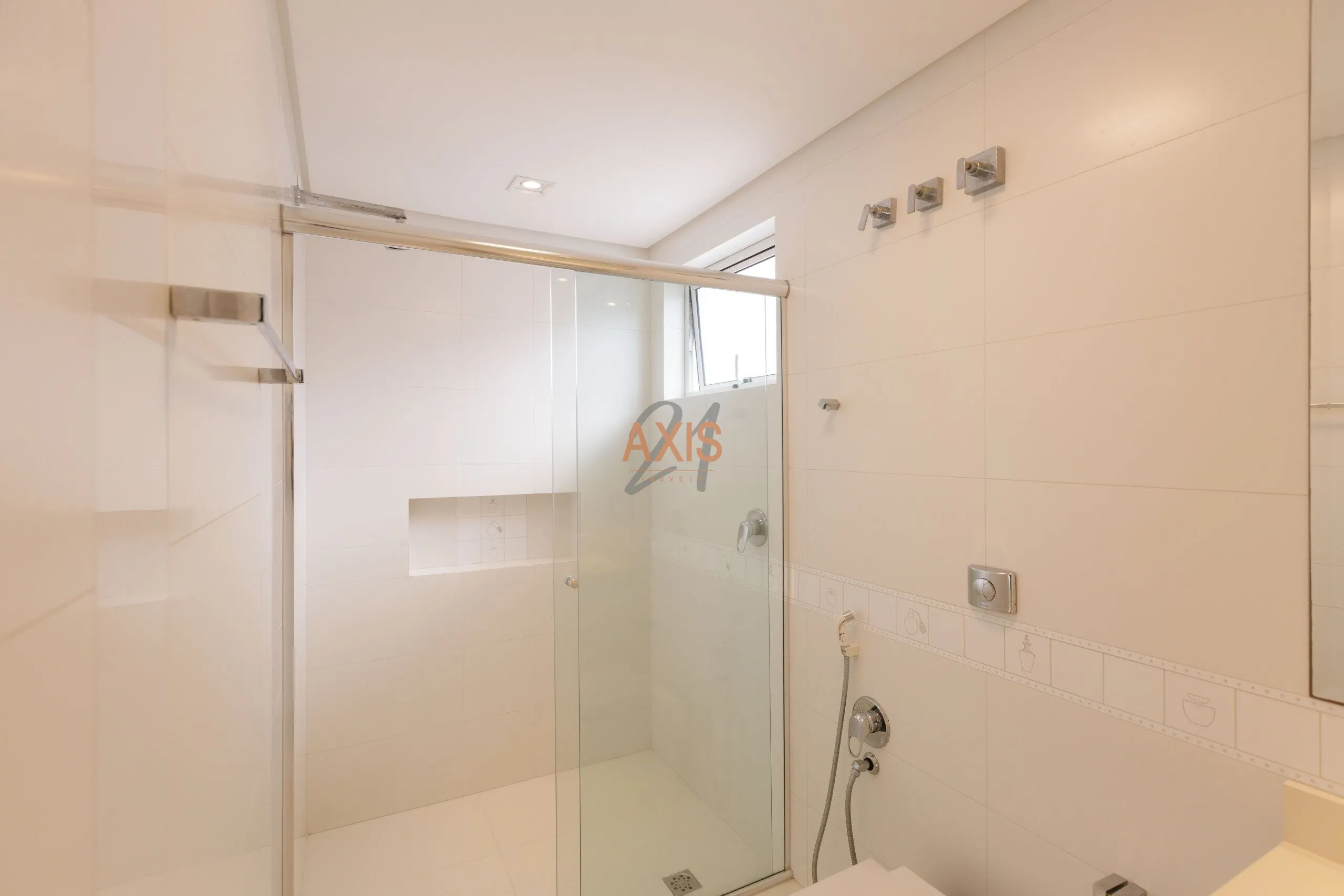 Casa de 5 quartos à Venda no Condomínio Boulevard Excellence | Uberaba  Curitiba — foto 24