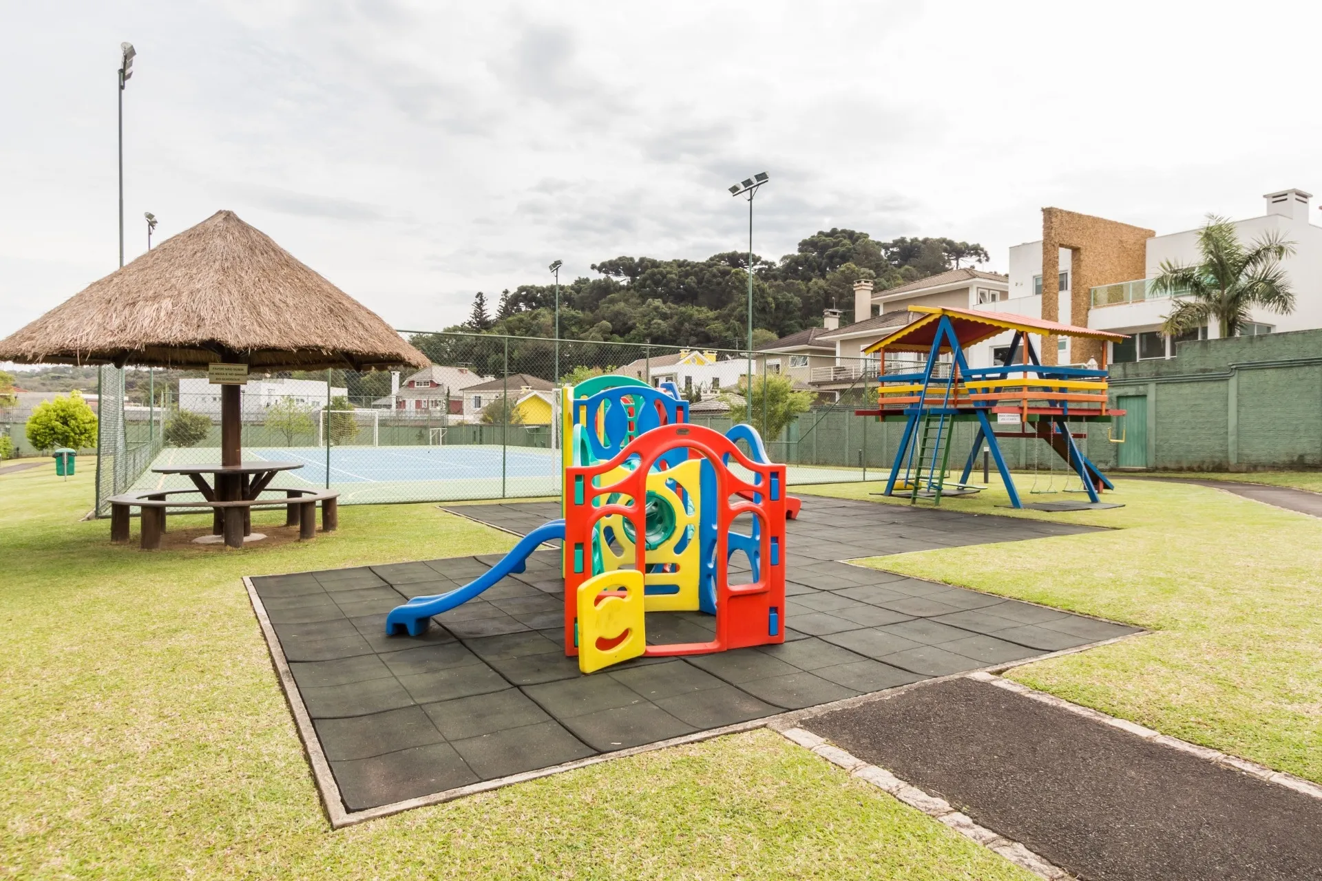 Casa  de 4 Quartos à Venda no Condomínio Le Parc | Pilarzinho Curitiba — foto 39