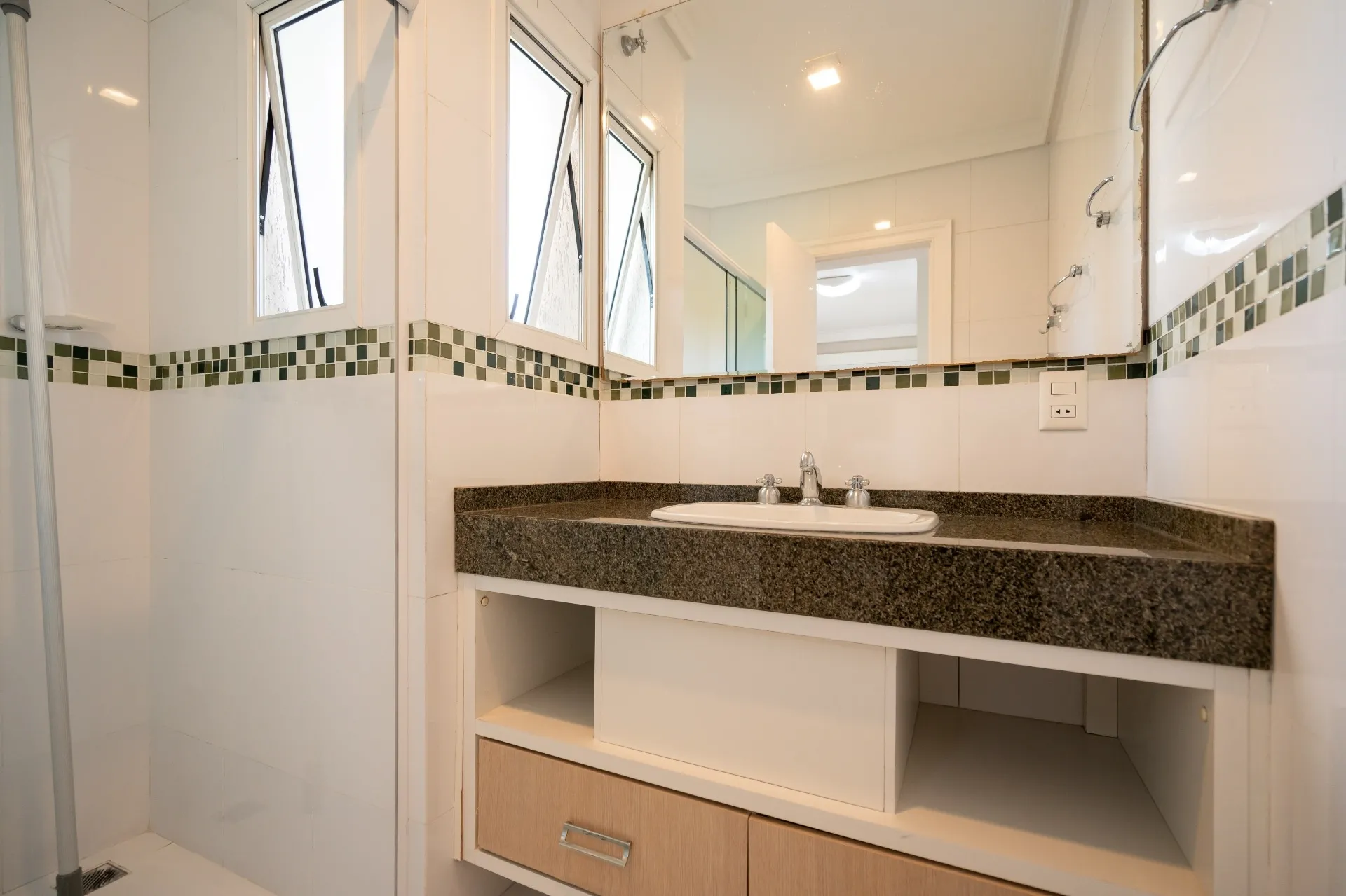 Casa de 4 Suítes à Venda no Condomínio Le Parc | Pilarzinho  Curitiba — foto 32