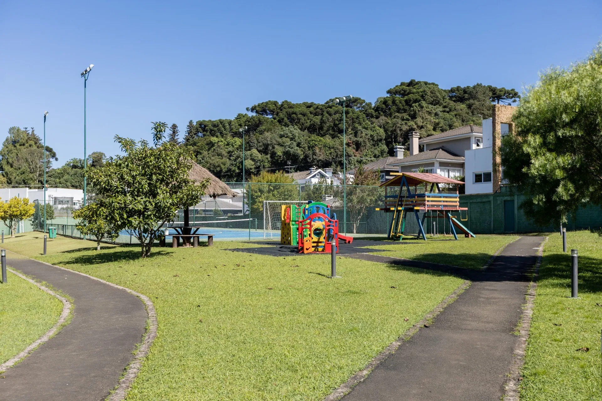 Casa de 4 Suítes à Venda no Condomínio Le Parc | Pilarzinho  Curitiba — foto 36