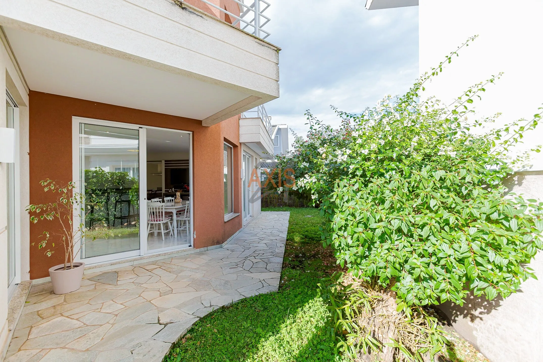 Casa de 4 Quartos à Venda no Residencial Boulevard | Uberaba Curitiba — foto 2