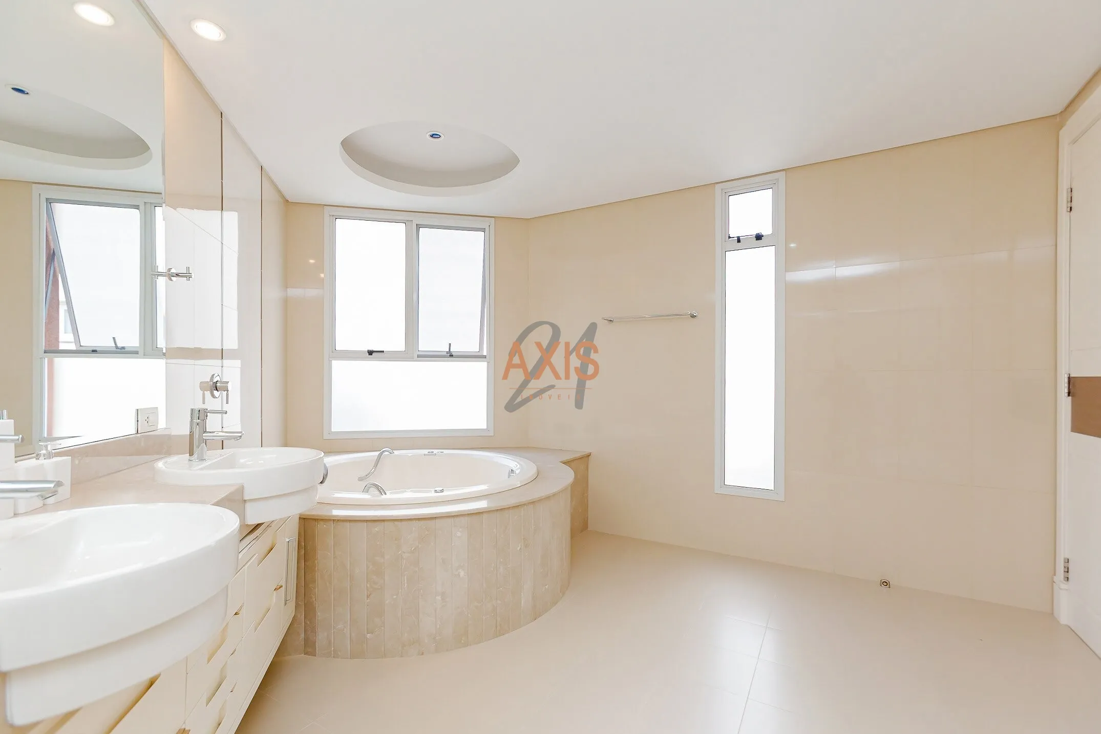 Casa de 4 Quartos à Venda no Residencial Boulevard | Uberaba Curitiba — foto 17