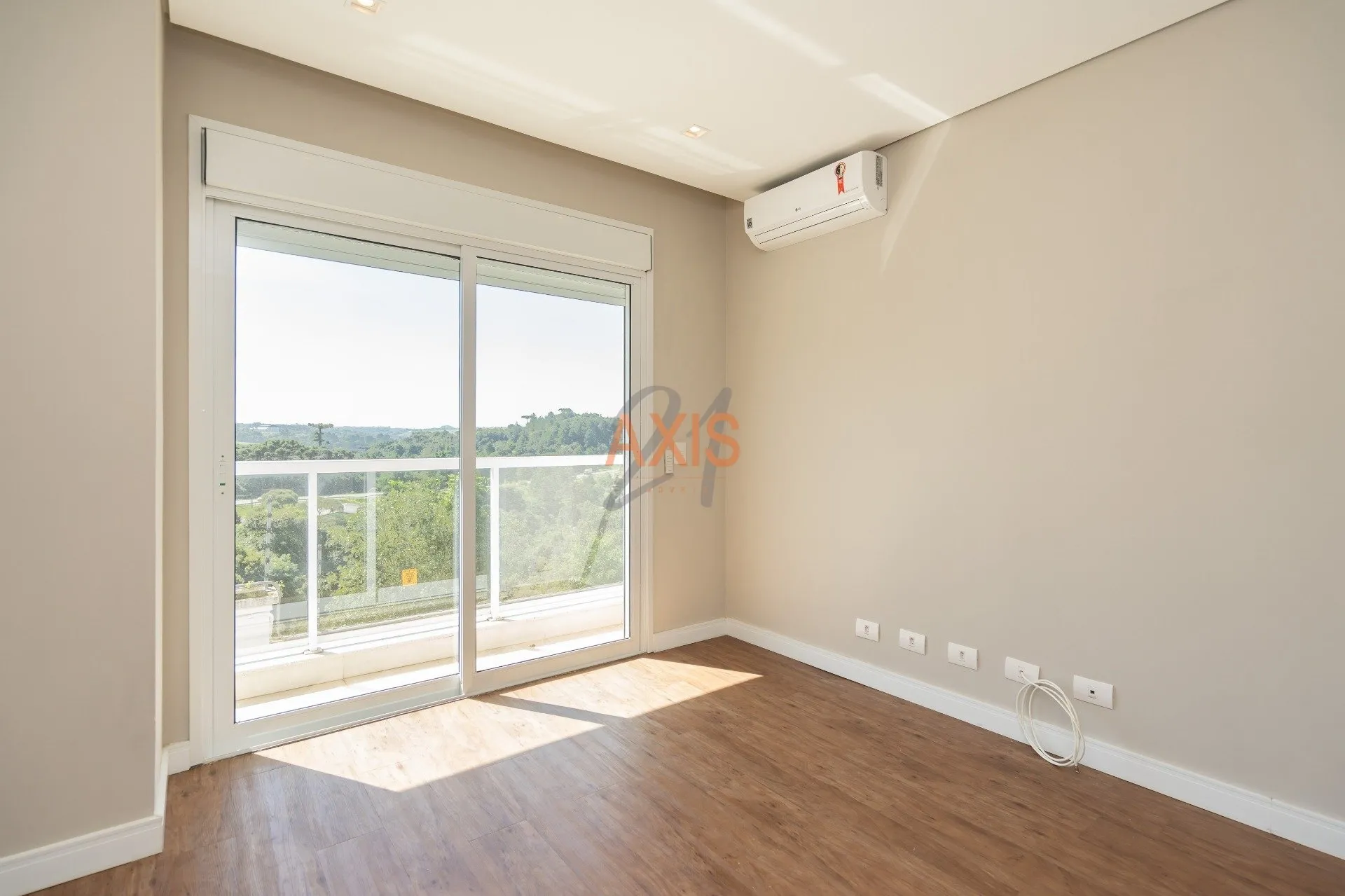 Casa de 4 Suítes à Venda no Condomínio Green Village Park |  Santa Felicidade Curitiba — foto 23