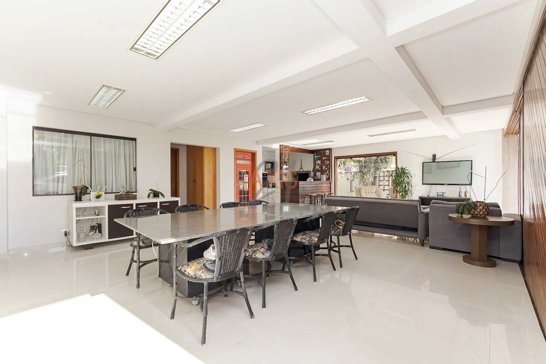 Casa de 5 Suítes à Venda no Condomínio Tirol das Torres |  Uberaba Curitiba — foto 5
