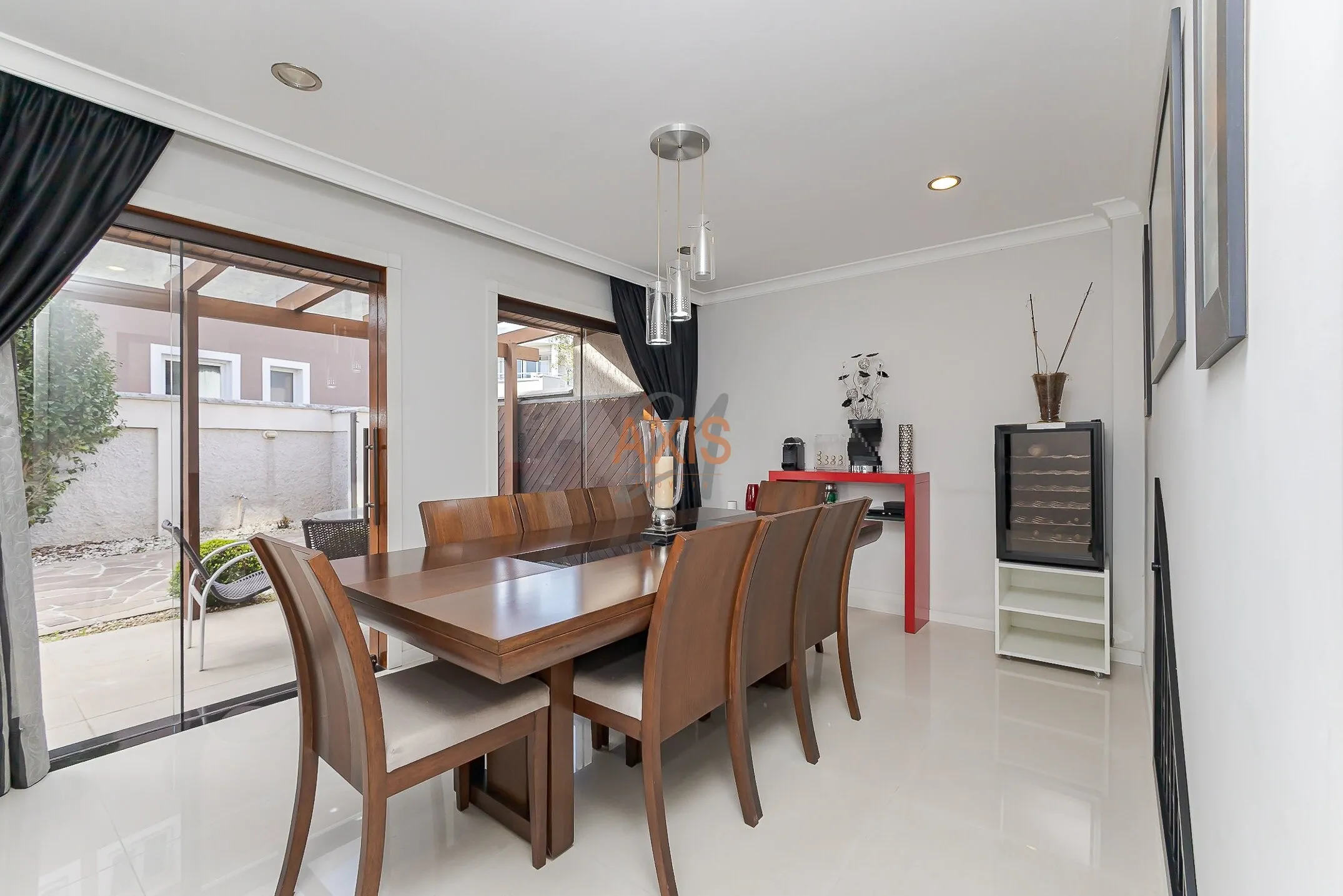 Casa de 5 Suítes à Venda no Condomínio Tirol das Torres |  Uberaba Curitiba — foto 8