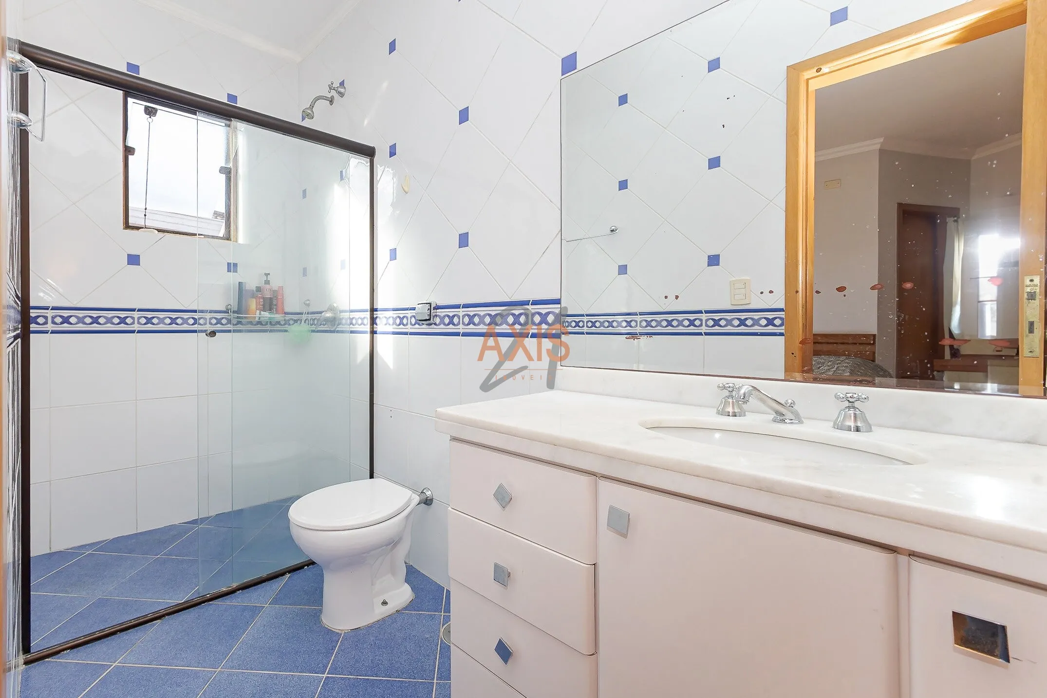 Casa de 5 Suítes à Venda no Condomínio Tirol das Torres |  Uberaba Curitiba — foto 15