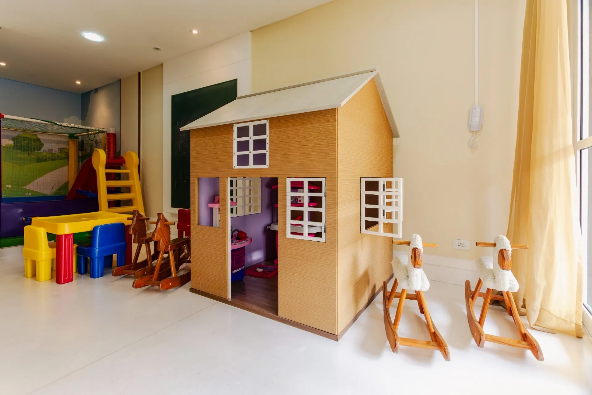Apartamento de 4 Quartos à Venda no Edifício Quartier | Água Verde Curitiba — foto 34