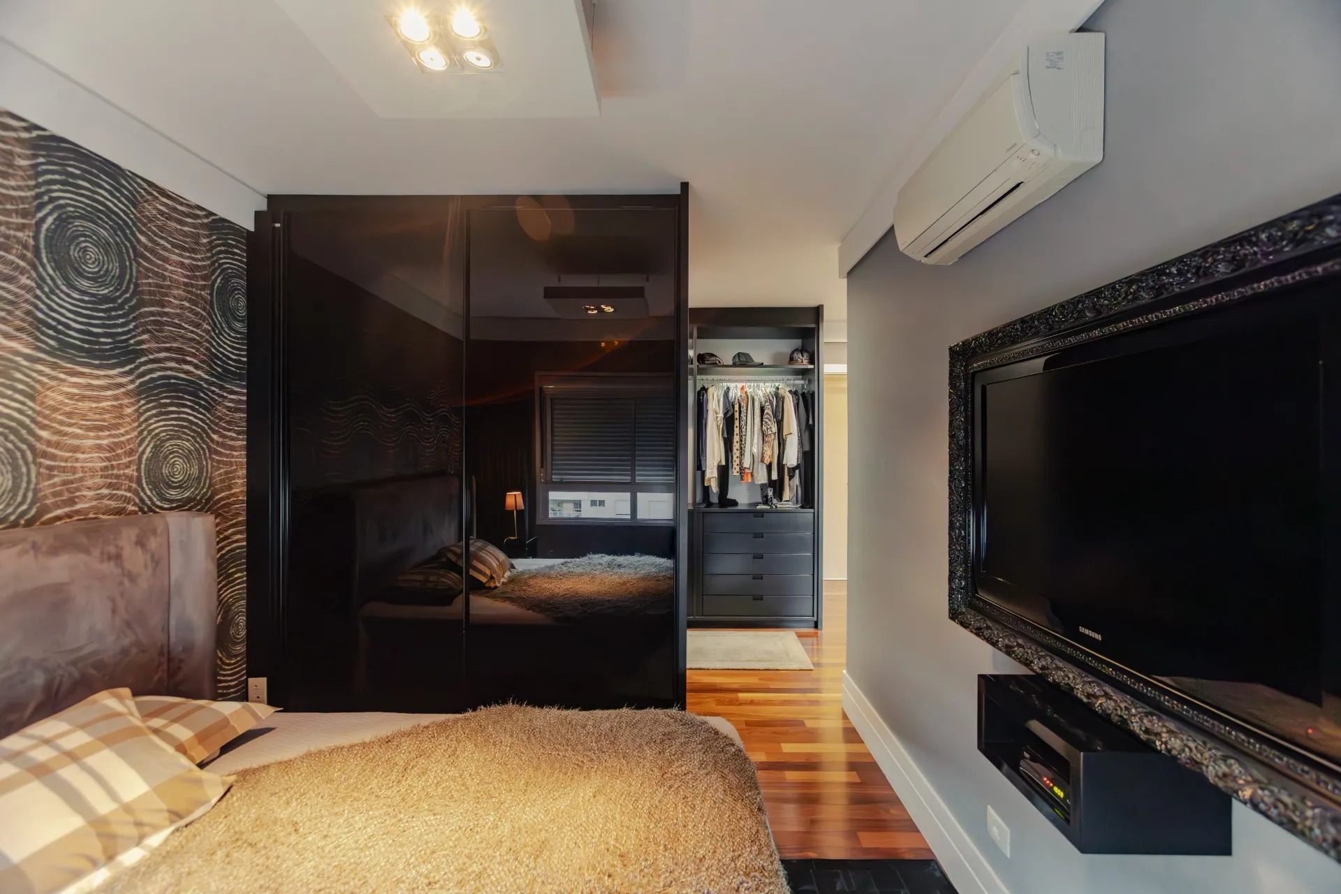 Apartamento de 4 Quartos à Venda no Edifício Quartier | Água Verde Curitiba — foto 22