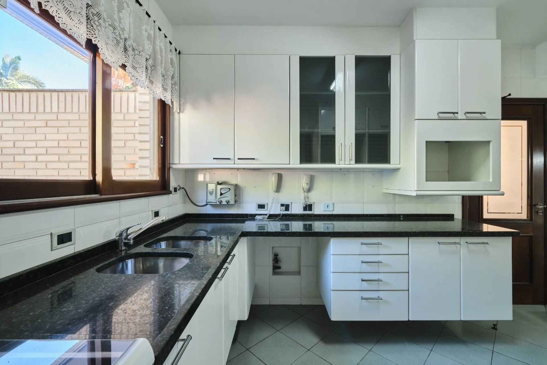 Casa de 4 Quartos à Venda no Condomínio Westside  | Campo Comprido  Curitiba — foto 12