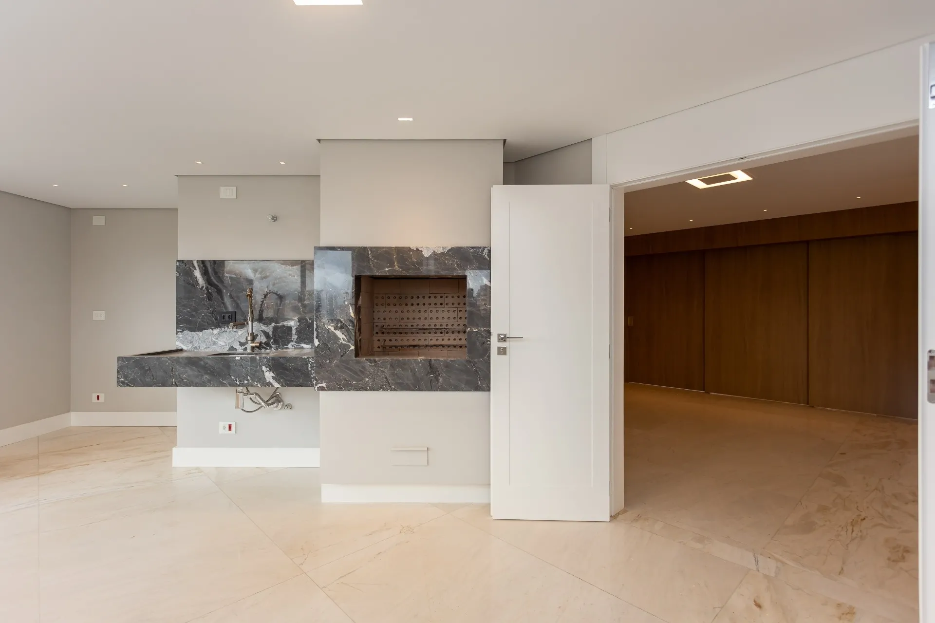 Apartamento de 4 Quartos à Venda no Edifício Wimbledon Park | Água Verde  Curitiba — foto 10