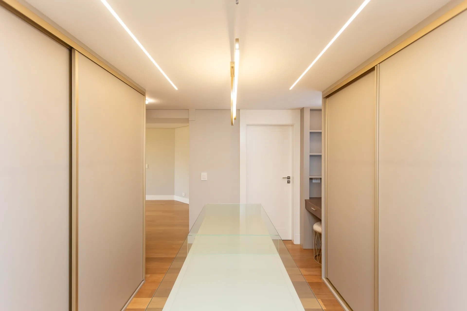 Apartamento de 4 Quartos à Venda no Edifício Wimbledon Park | Água Verde  Curitiba — foto 34