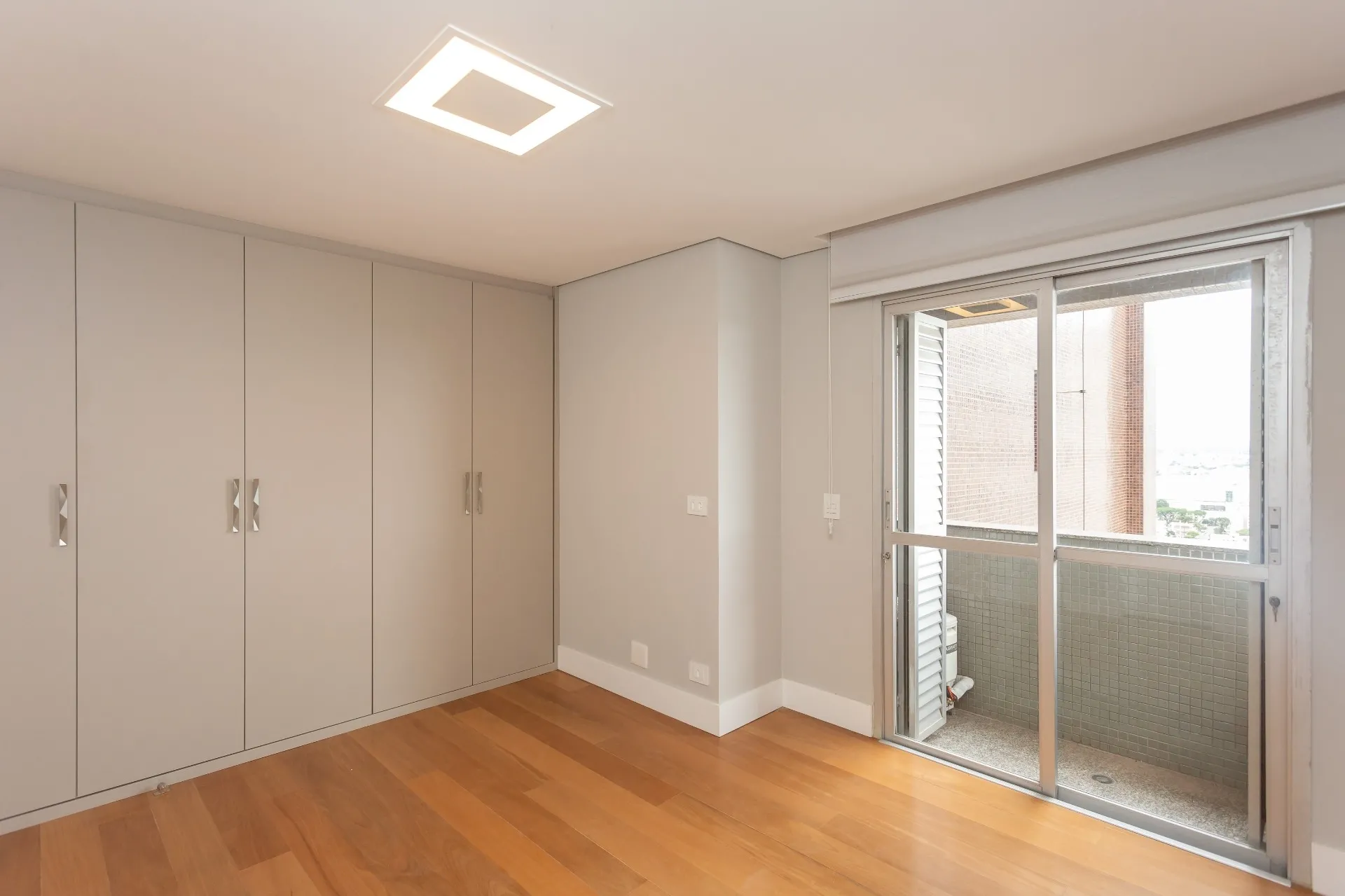 Apartamento de 4 Quartos à Venda no Edifício Wimbledon Park | Água Verde  Curitiba — foto 38