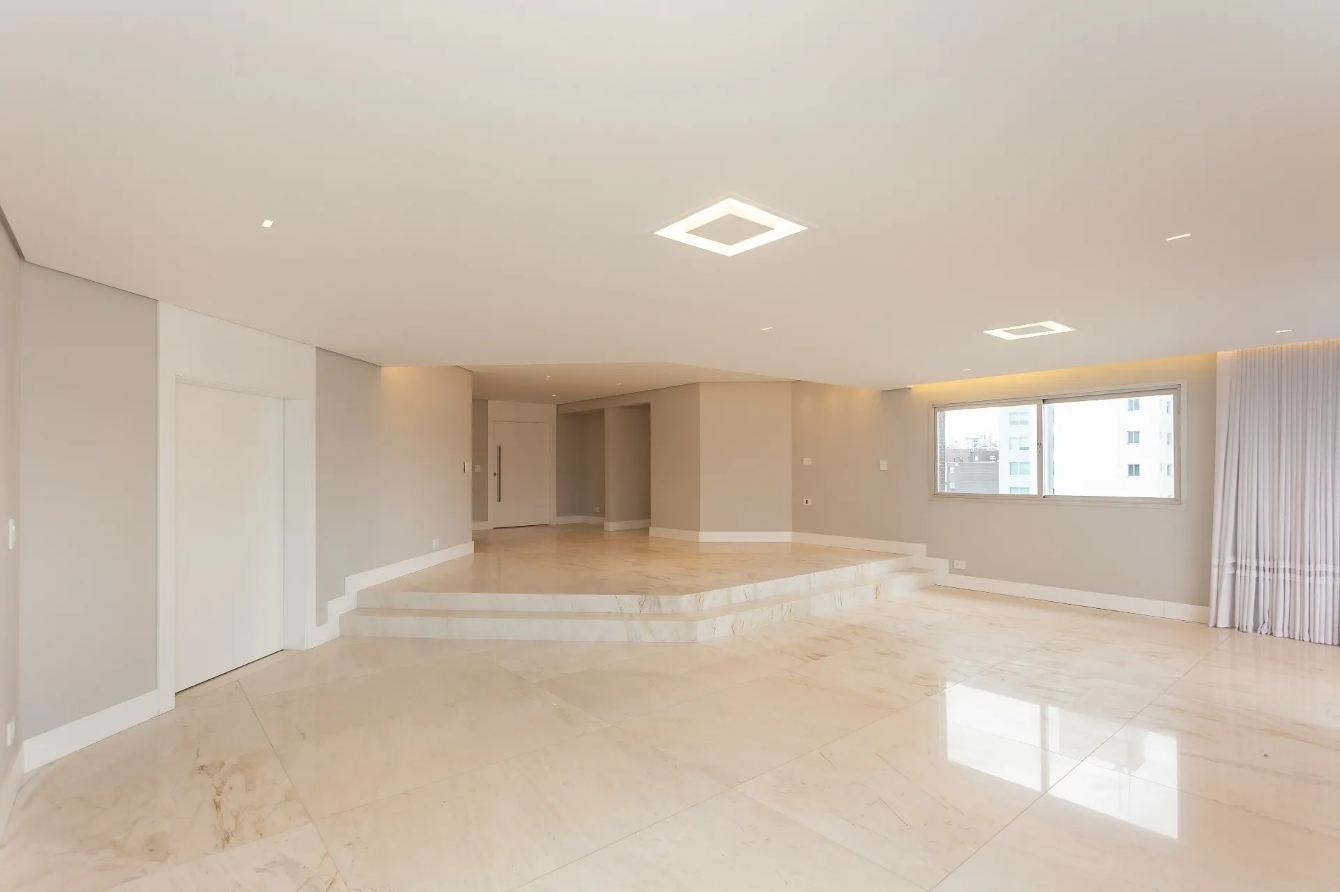 Apartamento de 4 Quartos à Venda no Edifício Wimbledon Park | Água Verde  Curitiba — foto 3