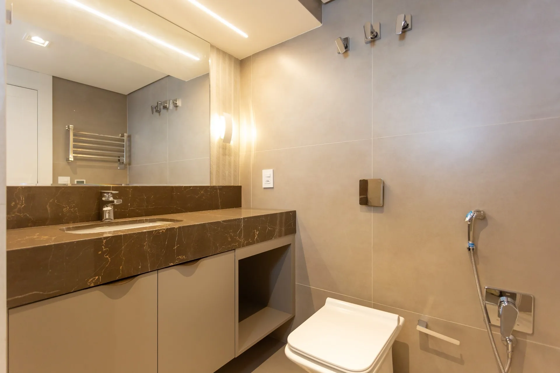 Apartamento de 4 Quartos à Venda no Edifício Wimbledon Park | Água Verde  Curitiba — foto 39