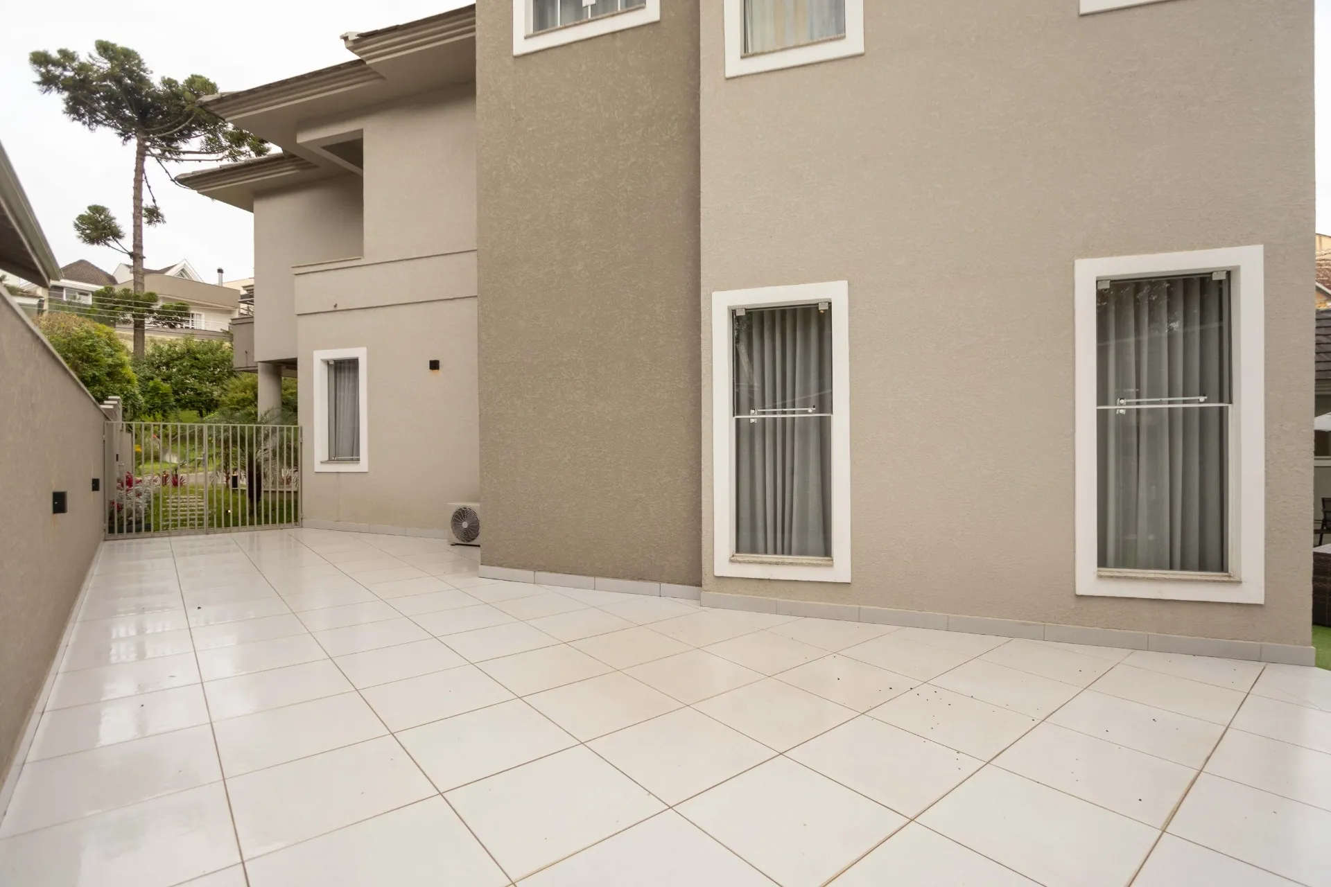 Casa de 4 Quartos à Venda no Residencial Green Life | Uberaba  Curitiba — foto 44