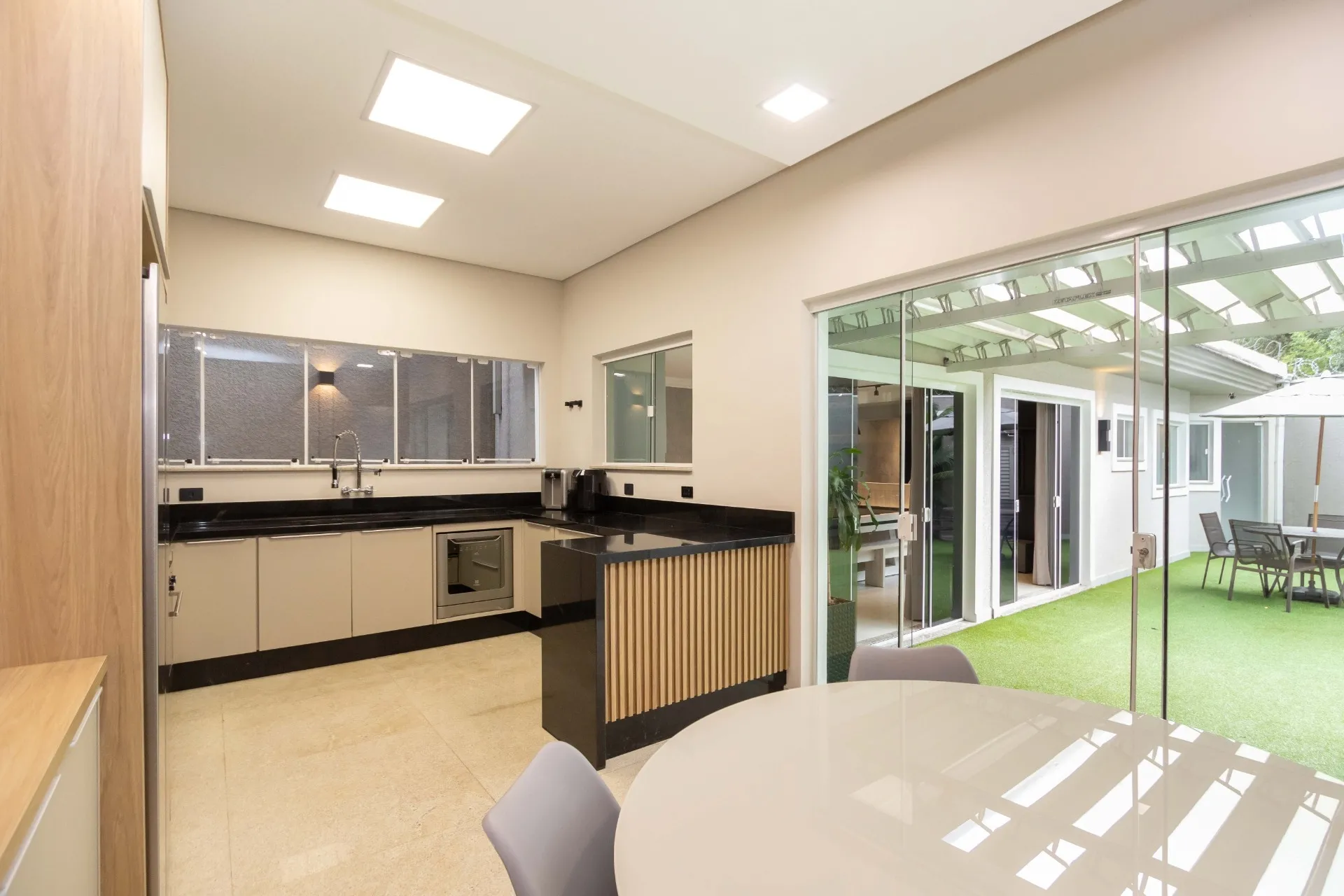 Casa de 4 Quartos à Venda no Residencial Green Life | Uberaba  Curitiba — foto 14