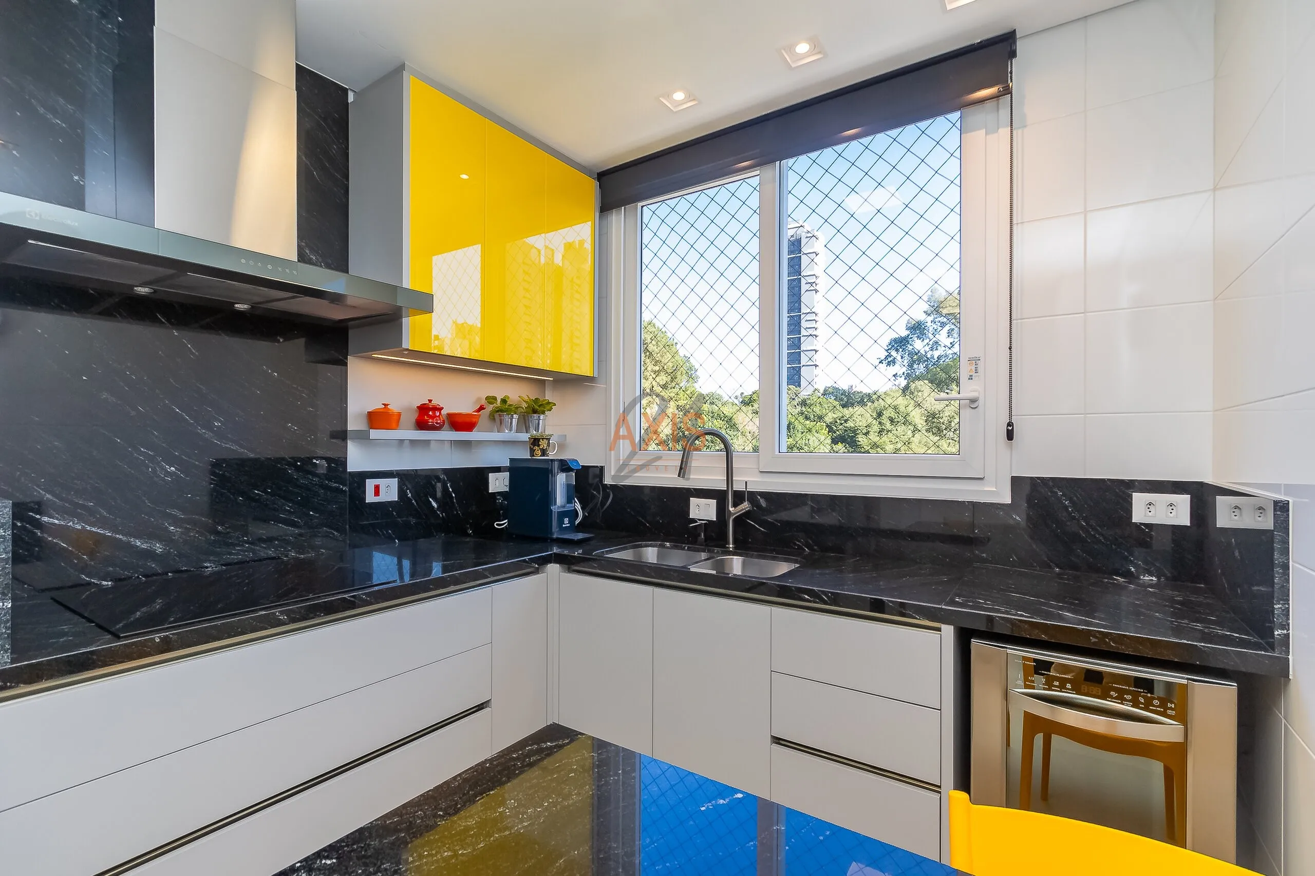 Apartamento de 3 Suítes à Venda no Edifício Saint Victoria Residence | Ecoville  Curitiba — foto 3