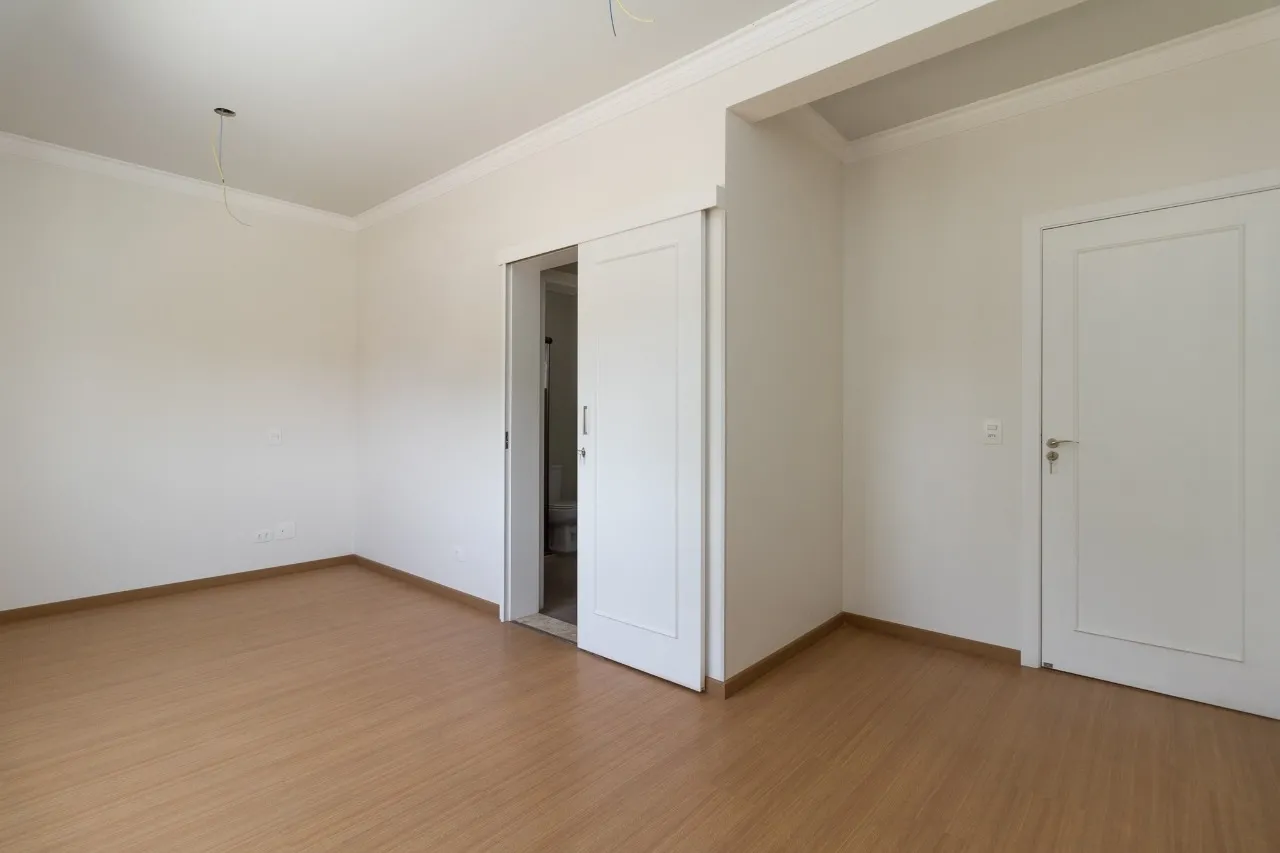 Casa de 4 Quartos à Venda no Condomínio Four Seasons Residence | Santa Felicidade  Curitiba — foto 27