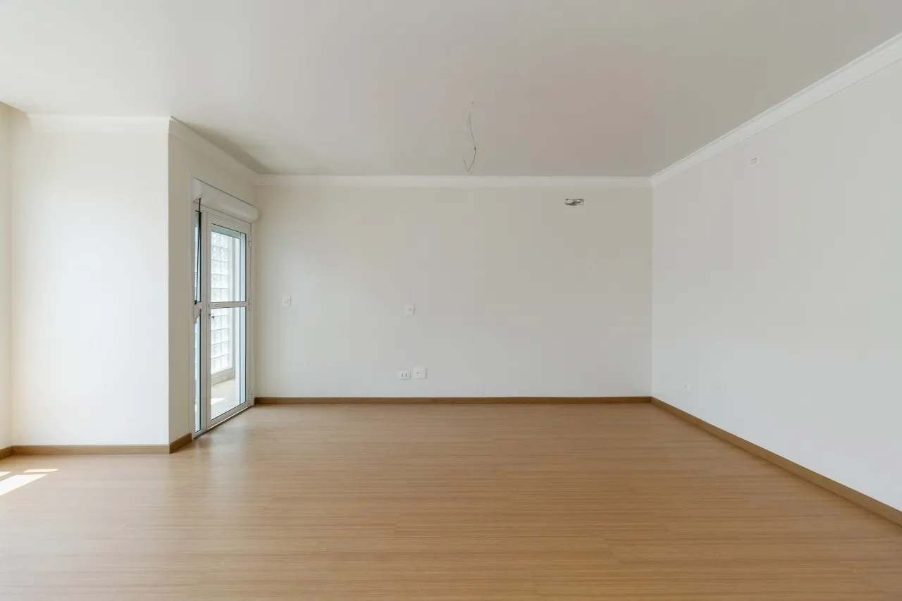 Casa de 4 Quartos à Venda no Condomínio Four Seasons Residence | Santa Felicidade  Curitiba — foto 13