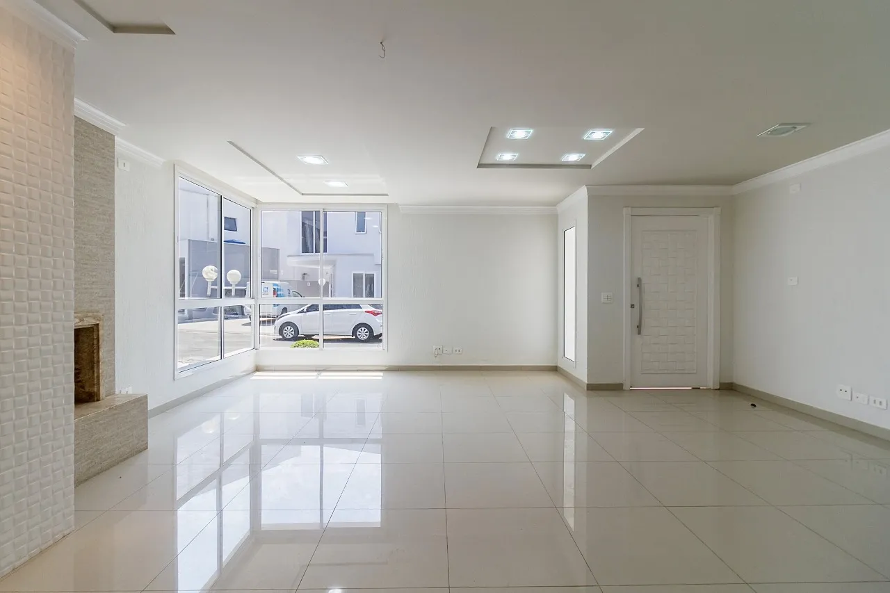 Casa de 4 Quartos à Venda no Condomínio Four Seasons Residence | Santa Felicidade  Curitiba — foto 3