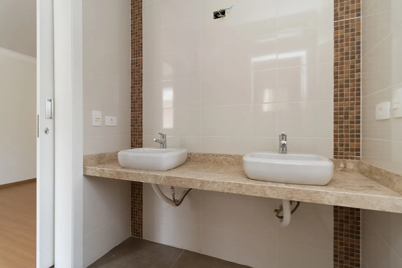 Casa de 4 Quartos à Venda no Condomínio Four Seasons Residence | Santa Felicidade  Curitiba — foto 19