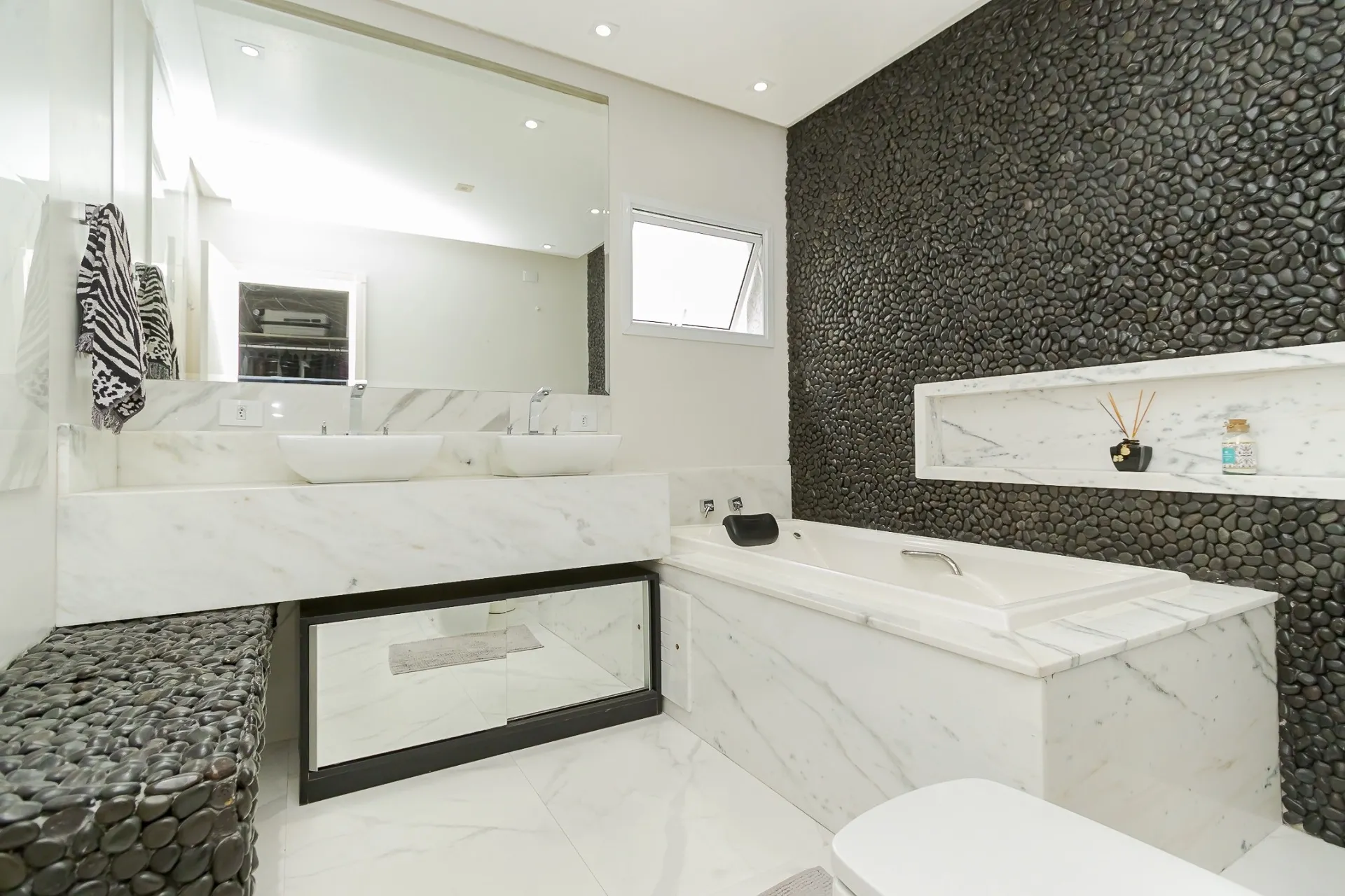 Casa de 3 Quartos à Venda no Residencial Villaggio Valle Del Sole | Boa Vista  Curitiba — foto 24