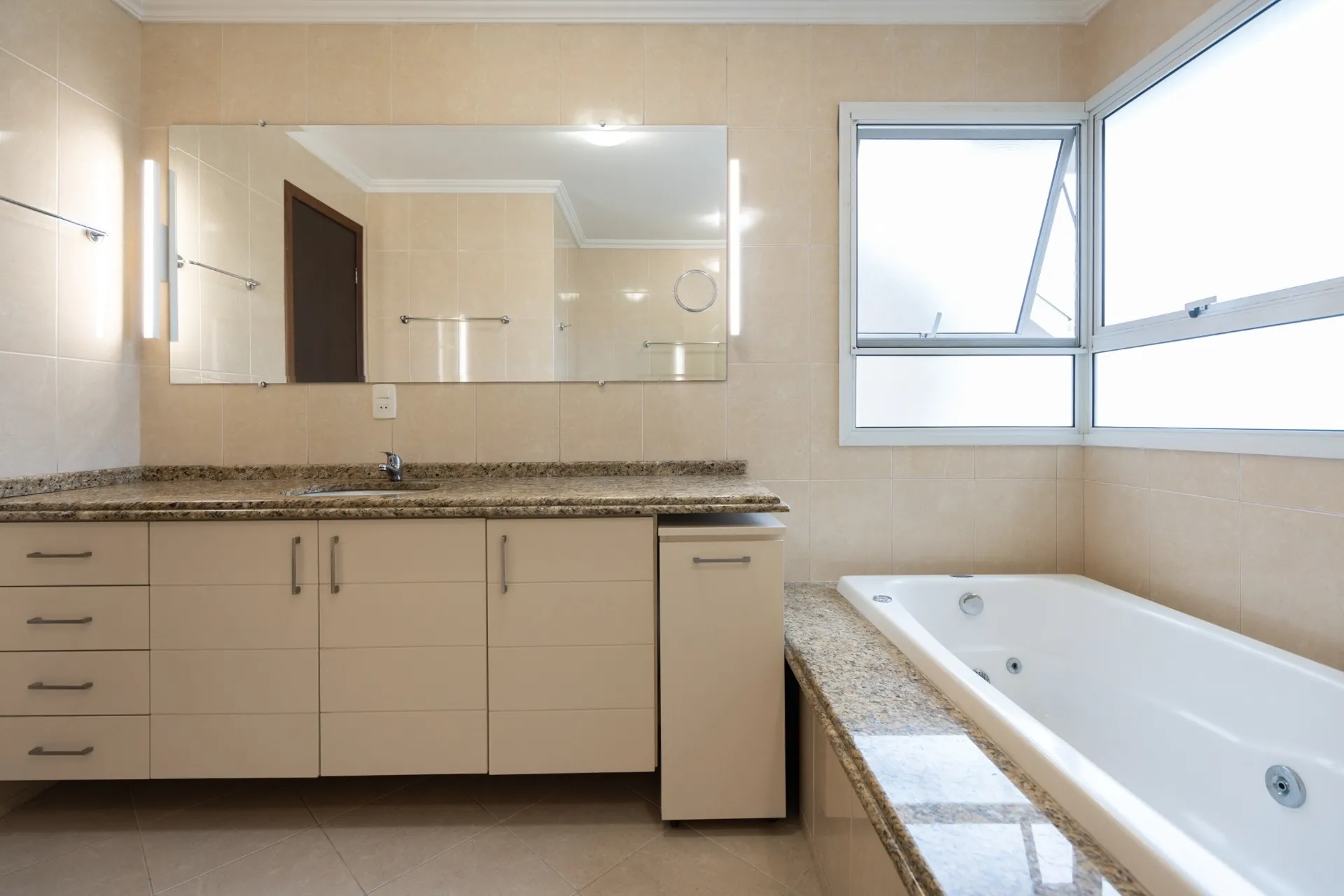 Casa de 3 Quartos à Venda no Condomínio Sun Village | Santa Cândida Curitiba — foto 19