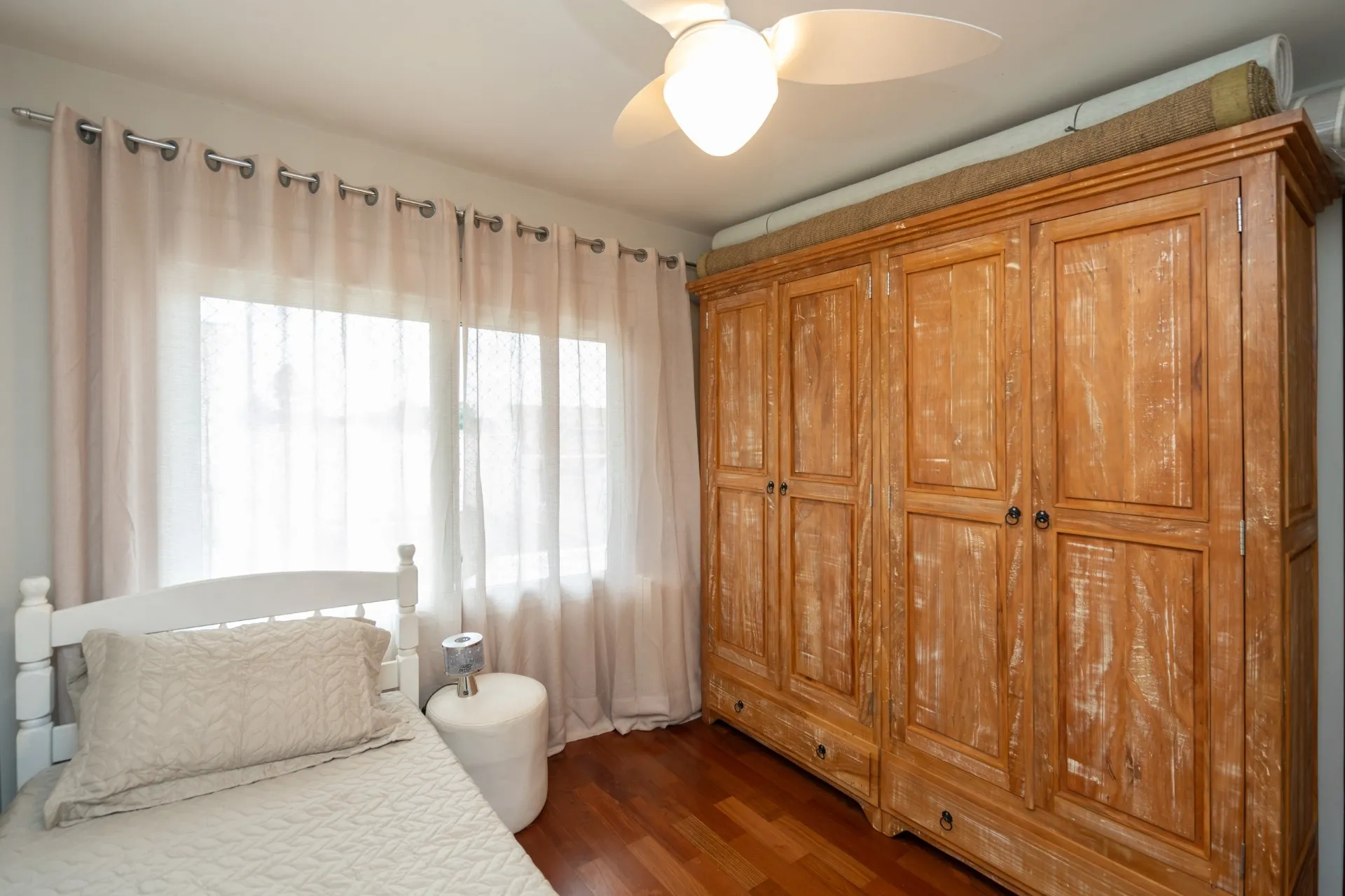 Casa de 3 Quartos à Venda no Condomínio Sun Village | Santa Cândida Curitiba — foto 24