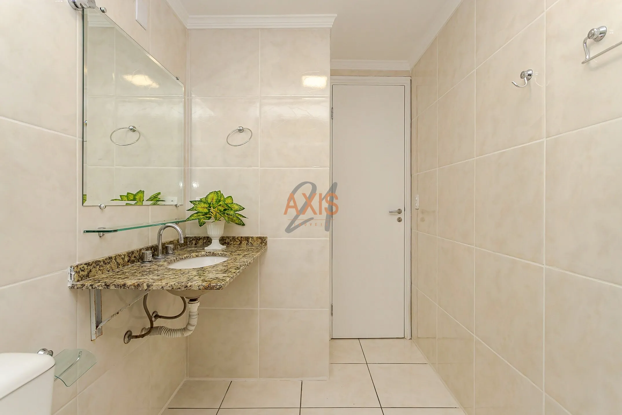 Casa de 4 Quartos à Venda no Condomínio Brazville | Orleans  Curitiba — foto 18