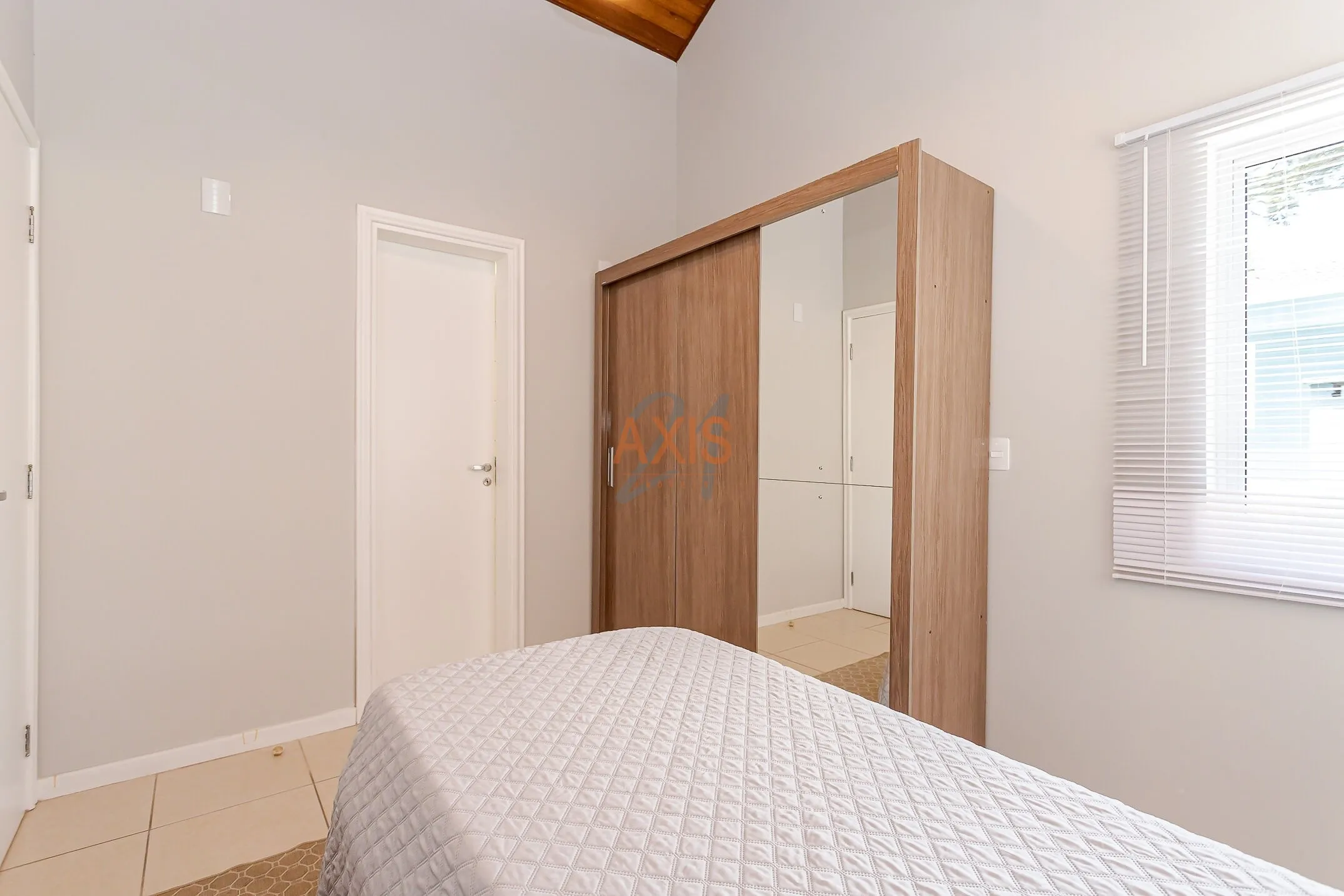 Casa de 4 Quartos à Venda no Condomínio Brazville | Orleans  Curitiba — foto 24