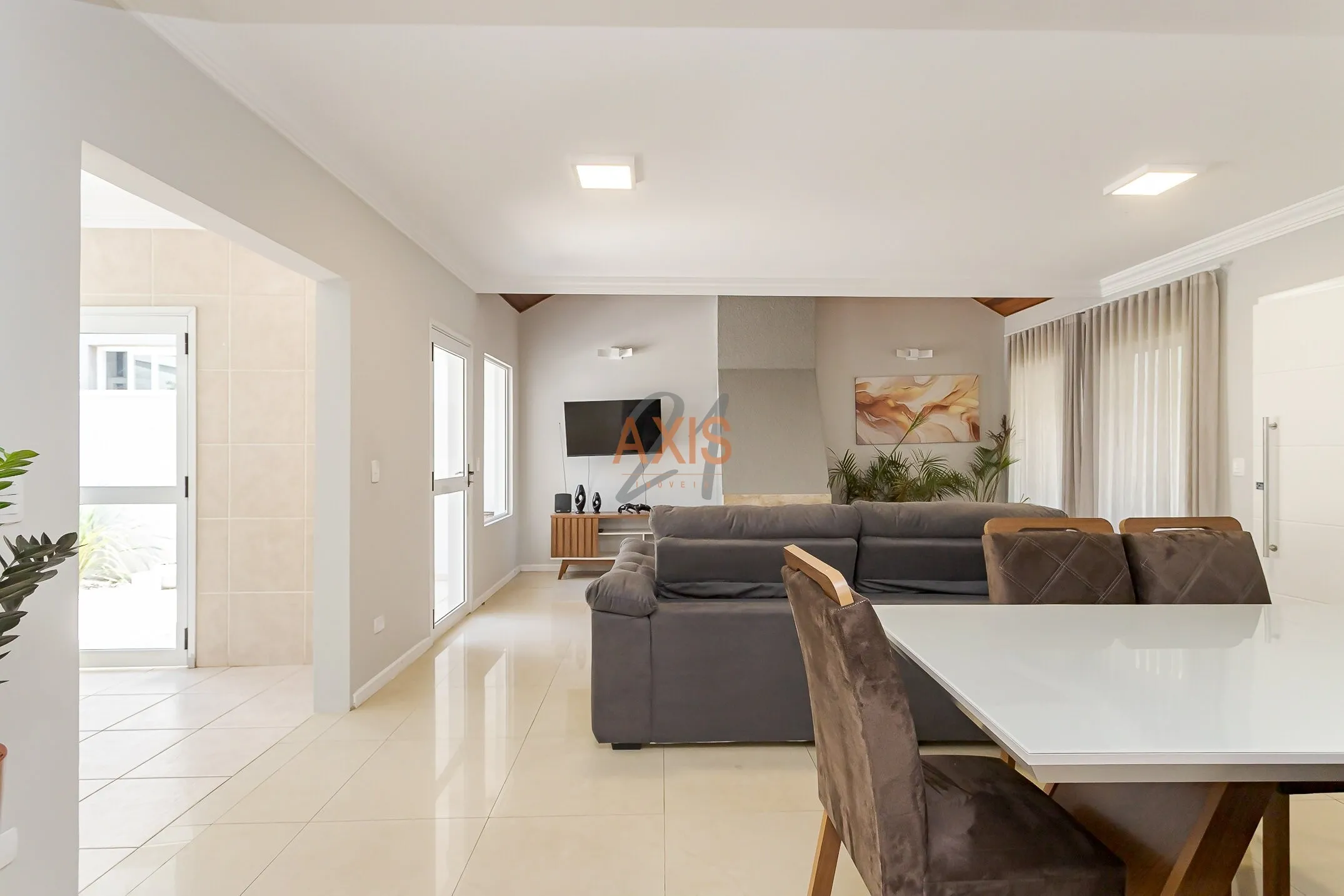 Casa de 4 Quartos à Venda no Condomínio Brazville | Orleans  Curitiba — foto 5