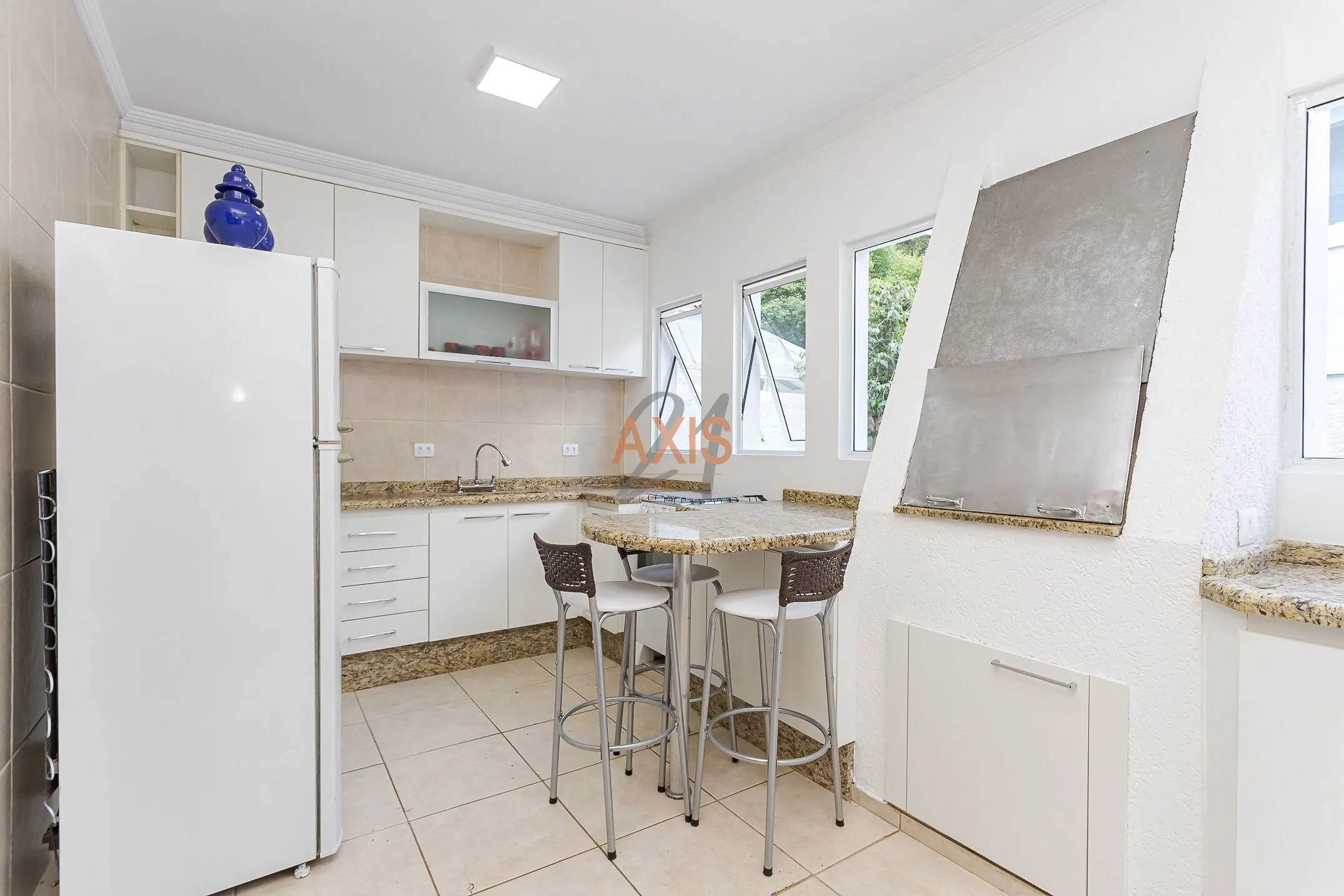 Casa de 4 Quartos à Venda no Condomínio Brazville | Orleans  Curitiba — foto 6