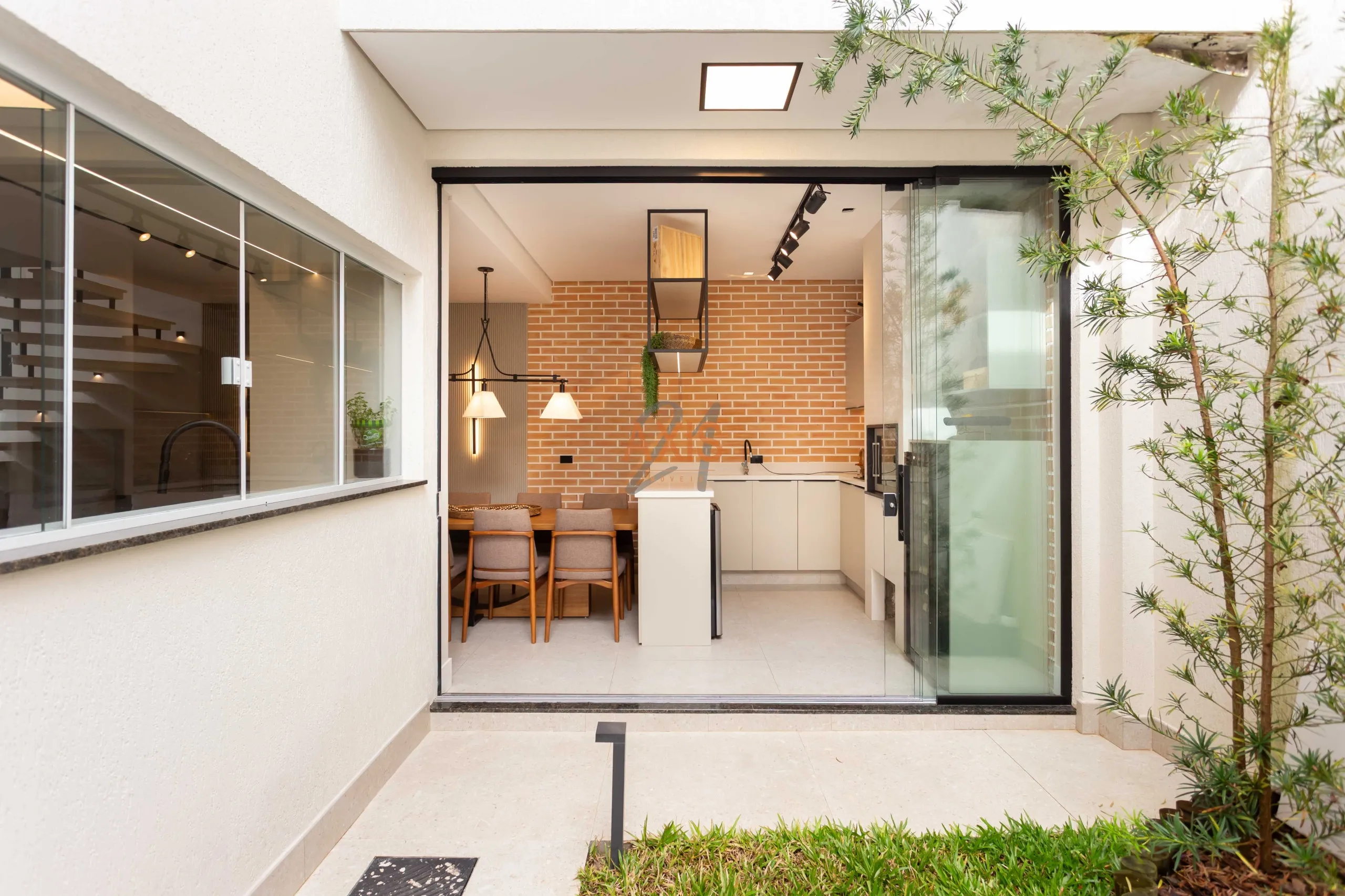 Casa de 3 Quartos à Venda no Condomínio Green Park | Santa Cândida Curitiba — foto 2