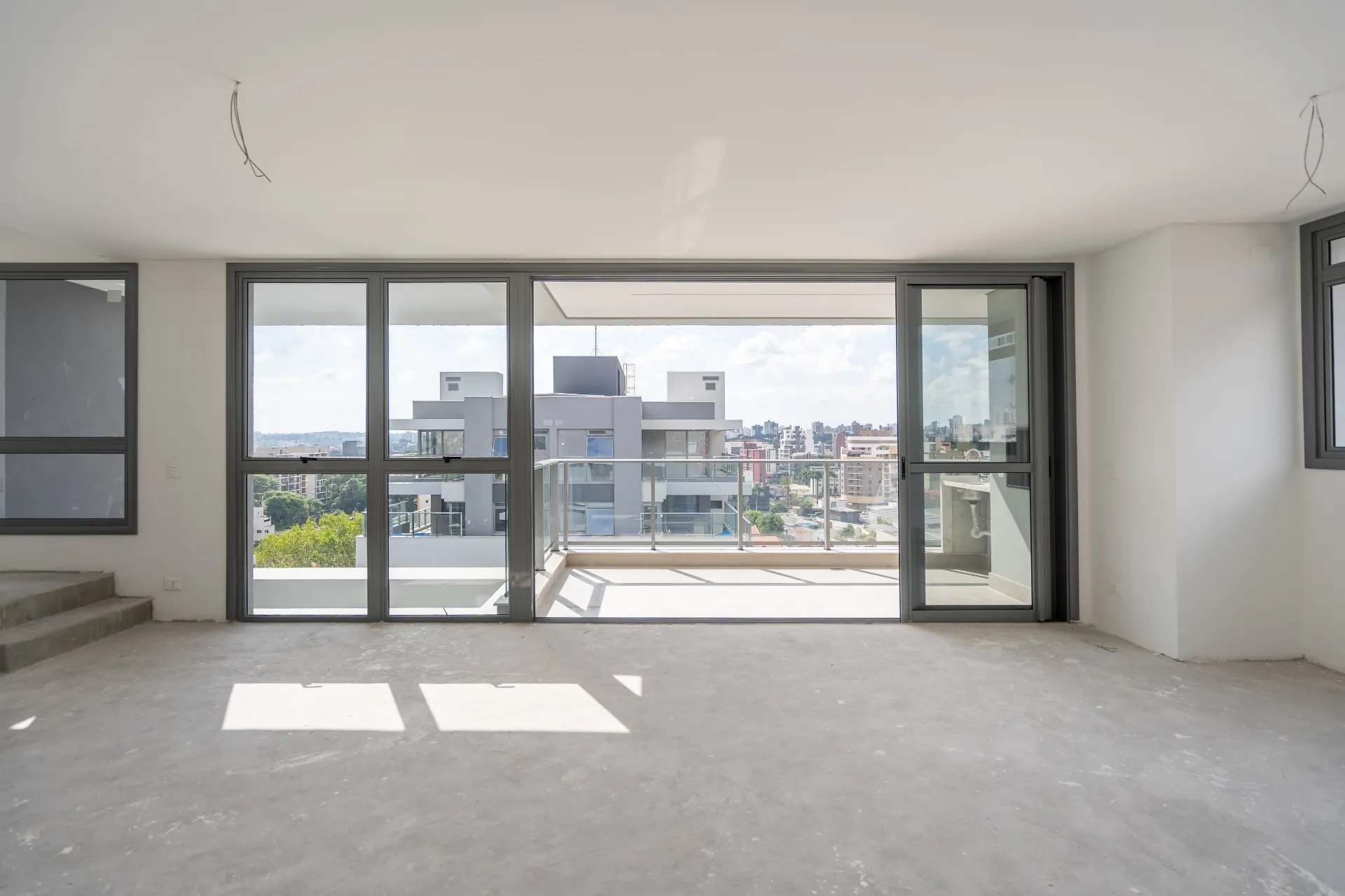 Cobertura de 3 Suítes à Venda no Edifício Chateau Latour | Vila Izabel Curitiba — foto 2