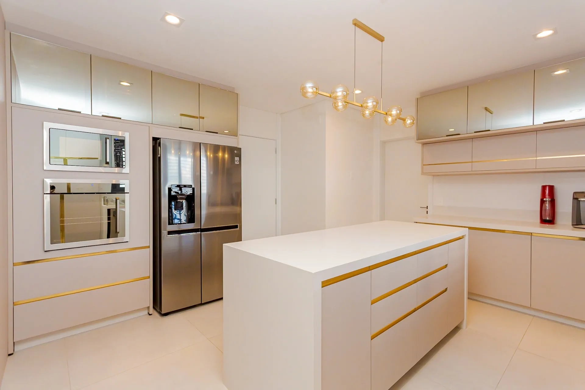Apartamento de 3 Suítes à Venda no Edifício Maison Legend |  Ecoville  Curitiba — foto 13