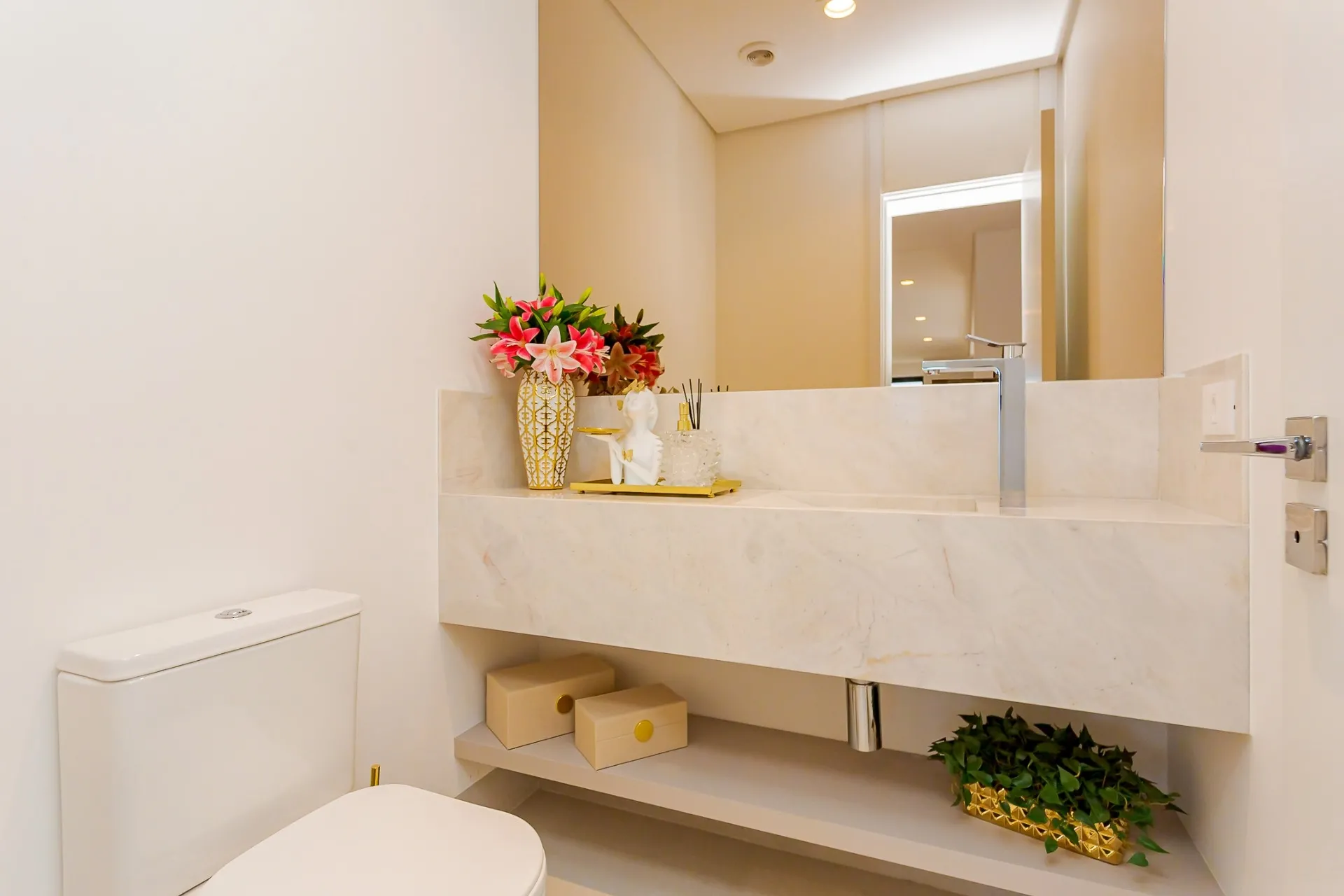 Apartamento de 3 Suítes à Venda no Edifício Maison Legend |  Ecoville  Curitiba — foto 11