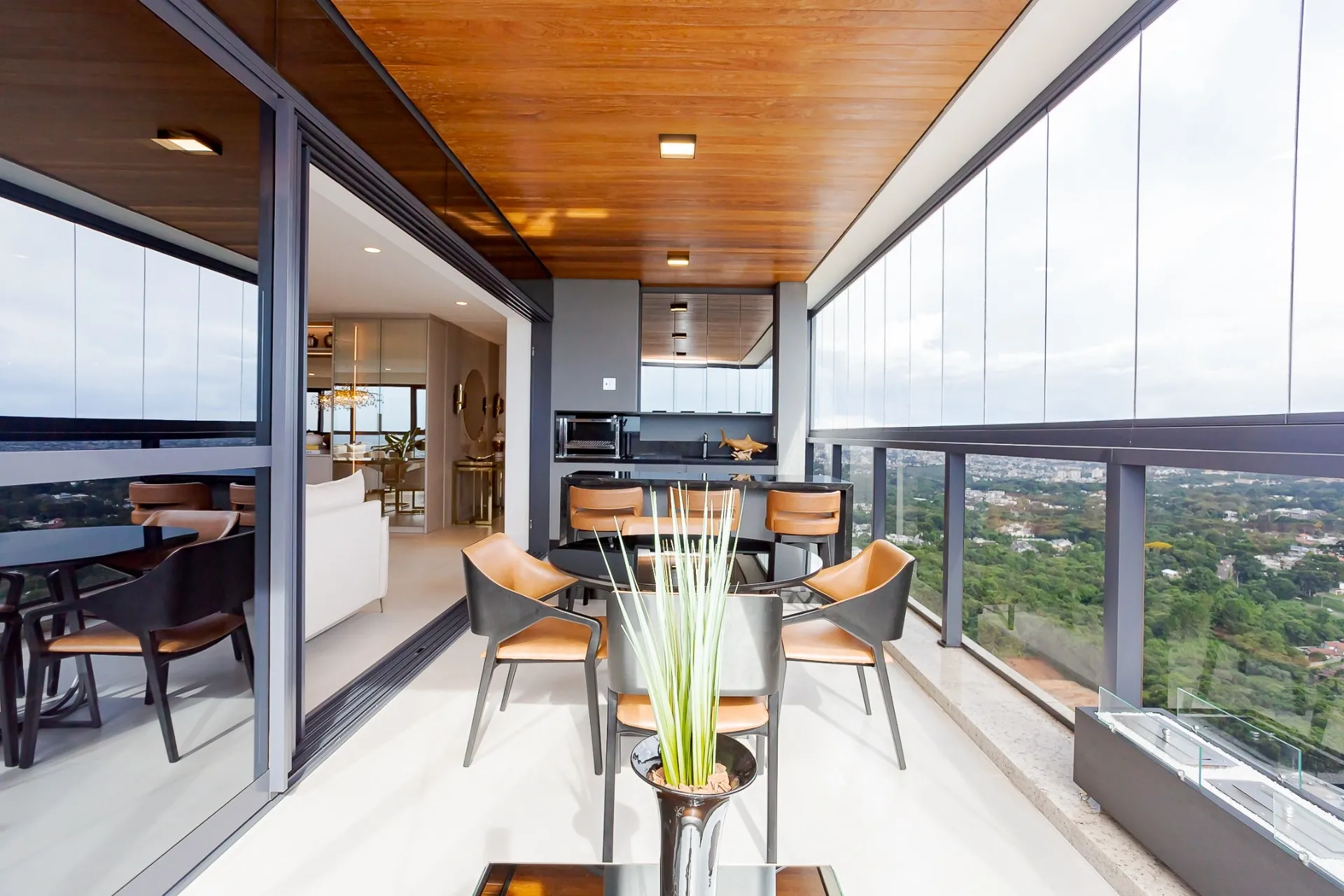 Apartamento de 3 Suítes à Venda no Edifício Maison Legend |  Ecoville  Curitiba — foto 6