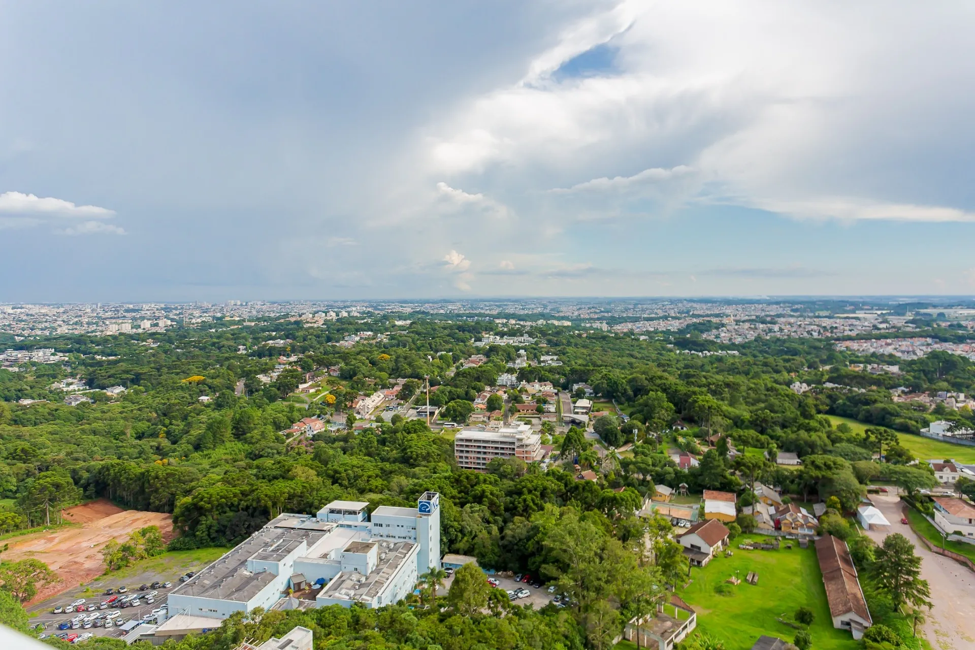Apartamento de 3 Suítes à Venda no Edifício Maison Legend |  Ecoville  Curitiba — foto 9