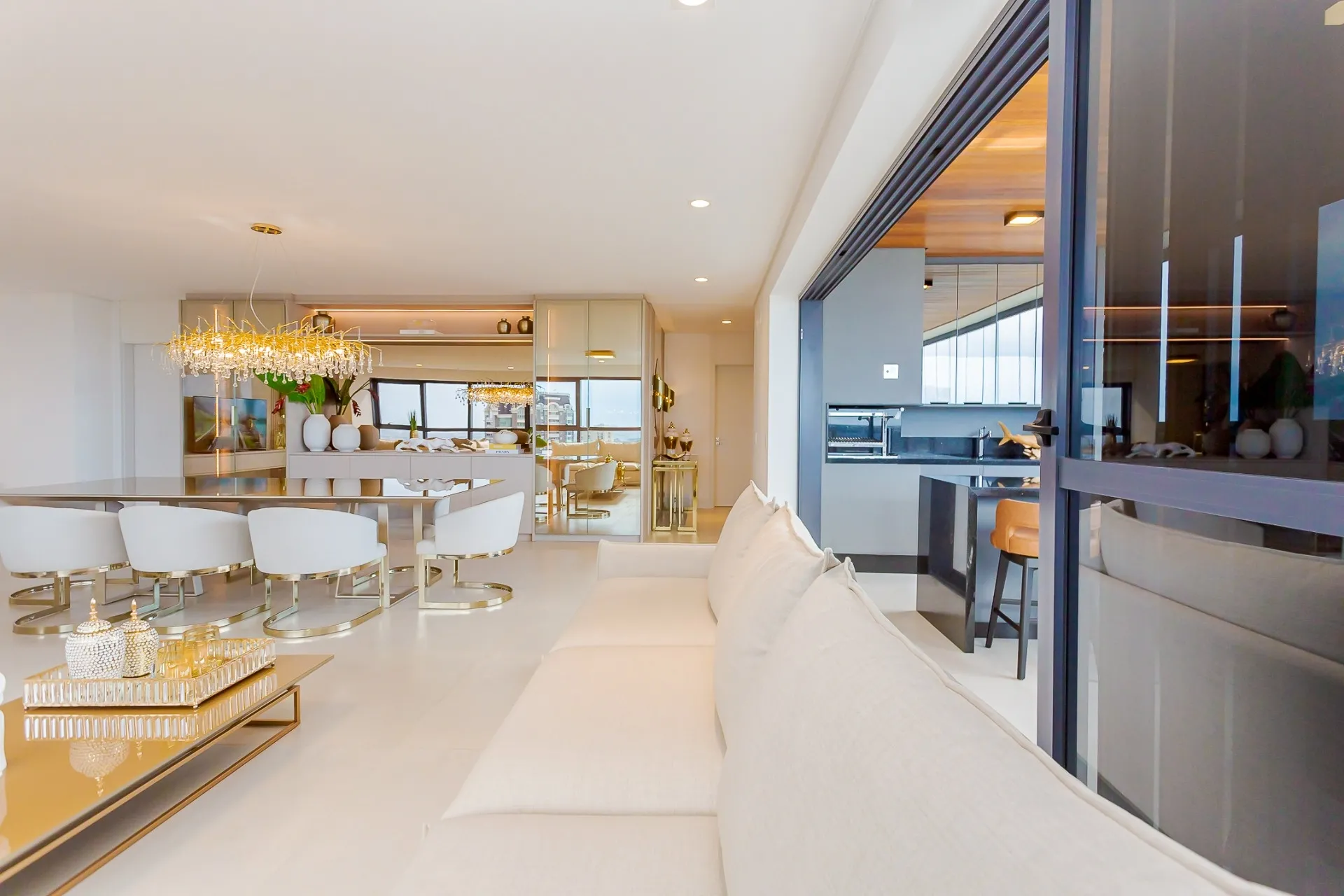 Apartamento de 3 Suítes à Venda no Edifício Maison Legend |  Ecoville  Curitiba — foto 5