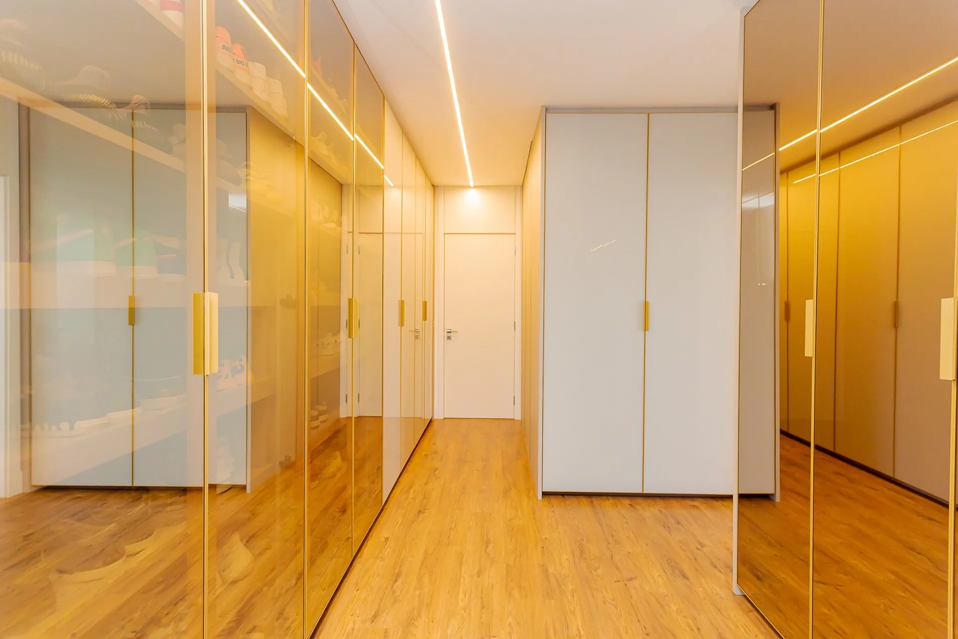 Apartamento de 3 Suítes à Venda no Edifício Maison Legend |  Ecoville  Curitiba — foto 22