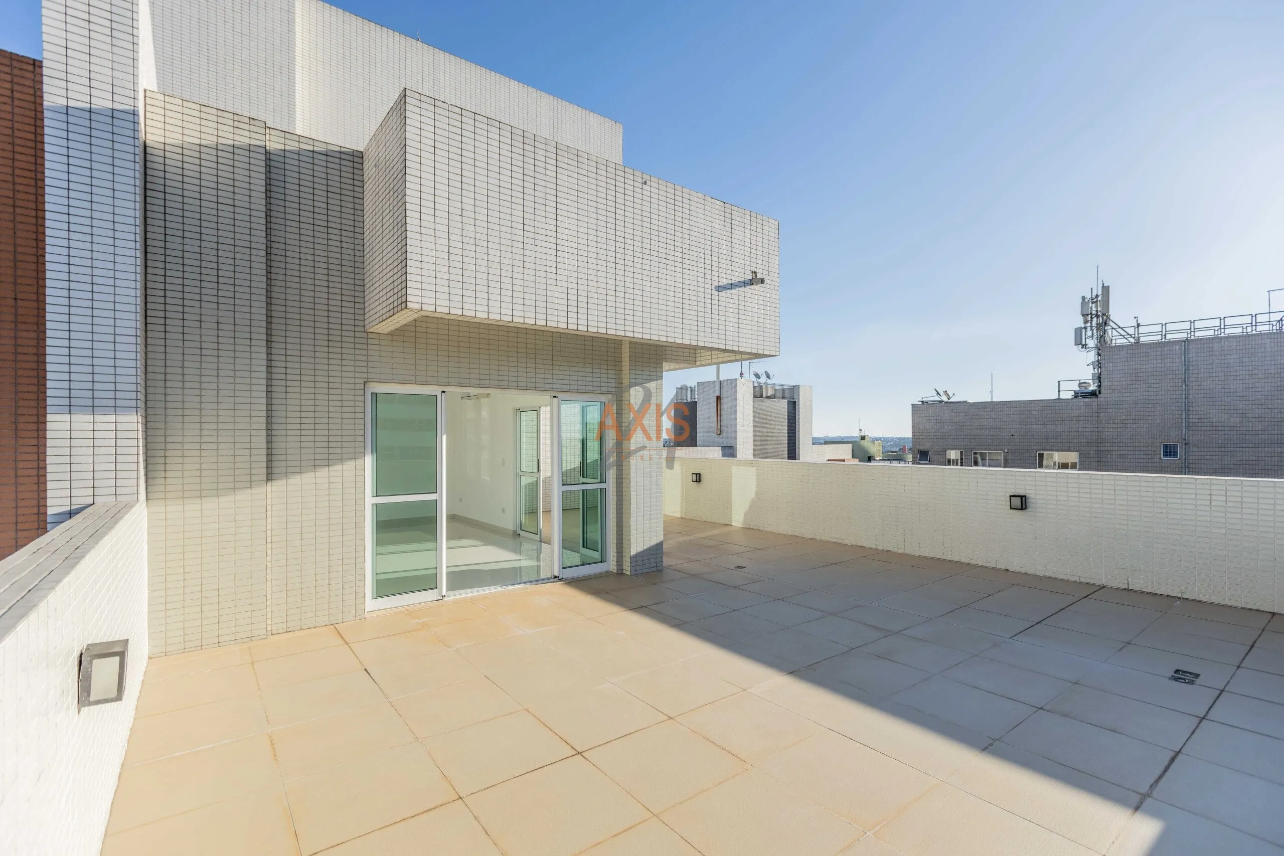 Cobertura de 3 Quartos à Venda no Edifício Infinity Residence | Água Verde Curitiba — foto 2