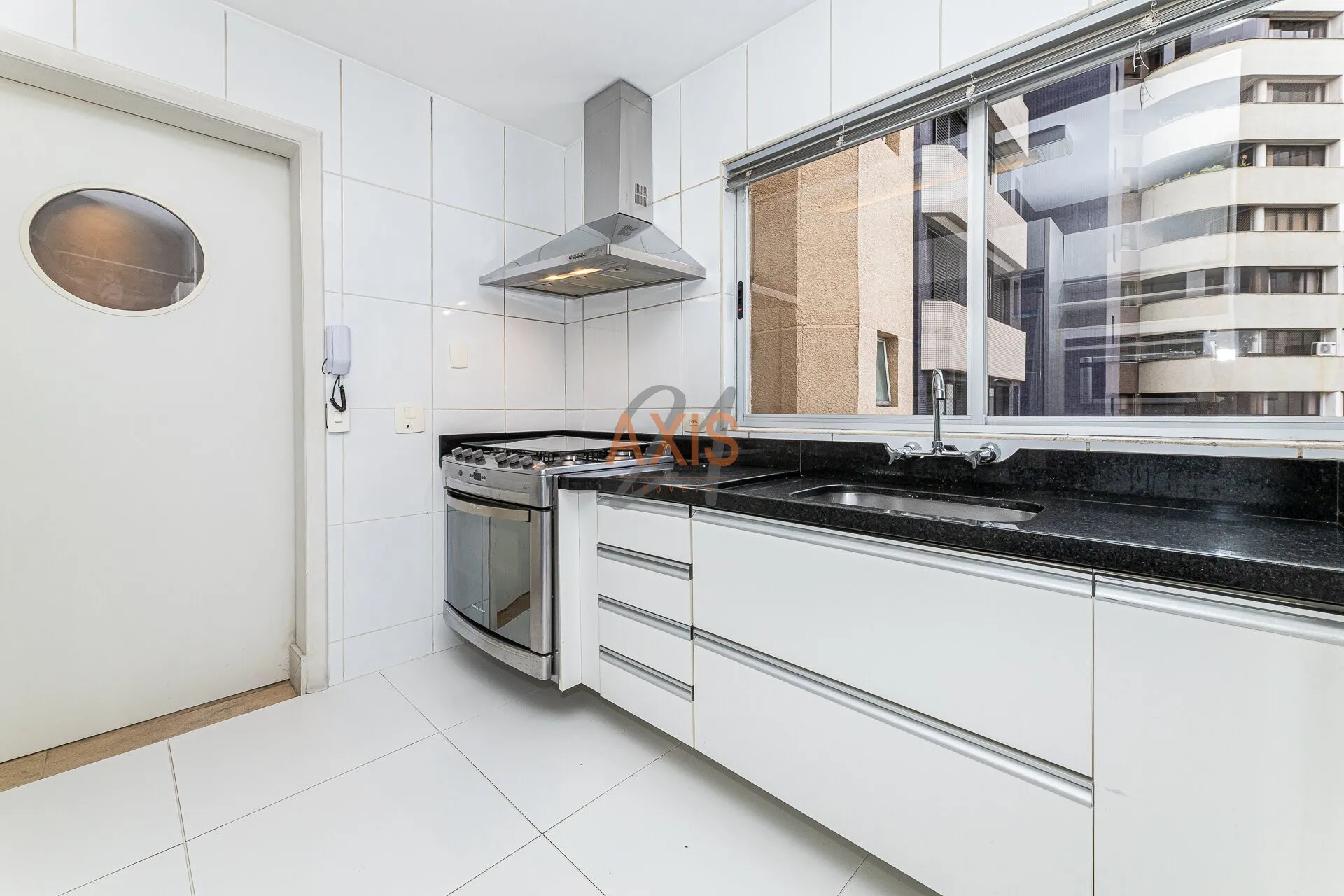 Apartamento de 4 Quartos à Venda no Edifício Caribean  | Água Verde  Curitiba — foto 32