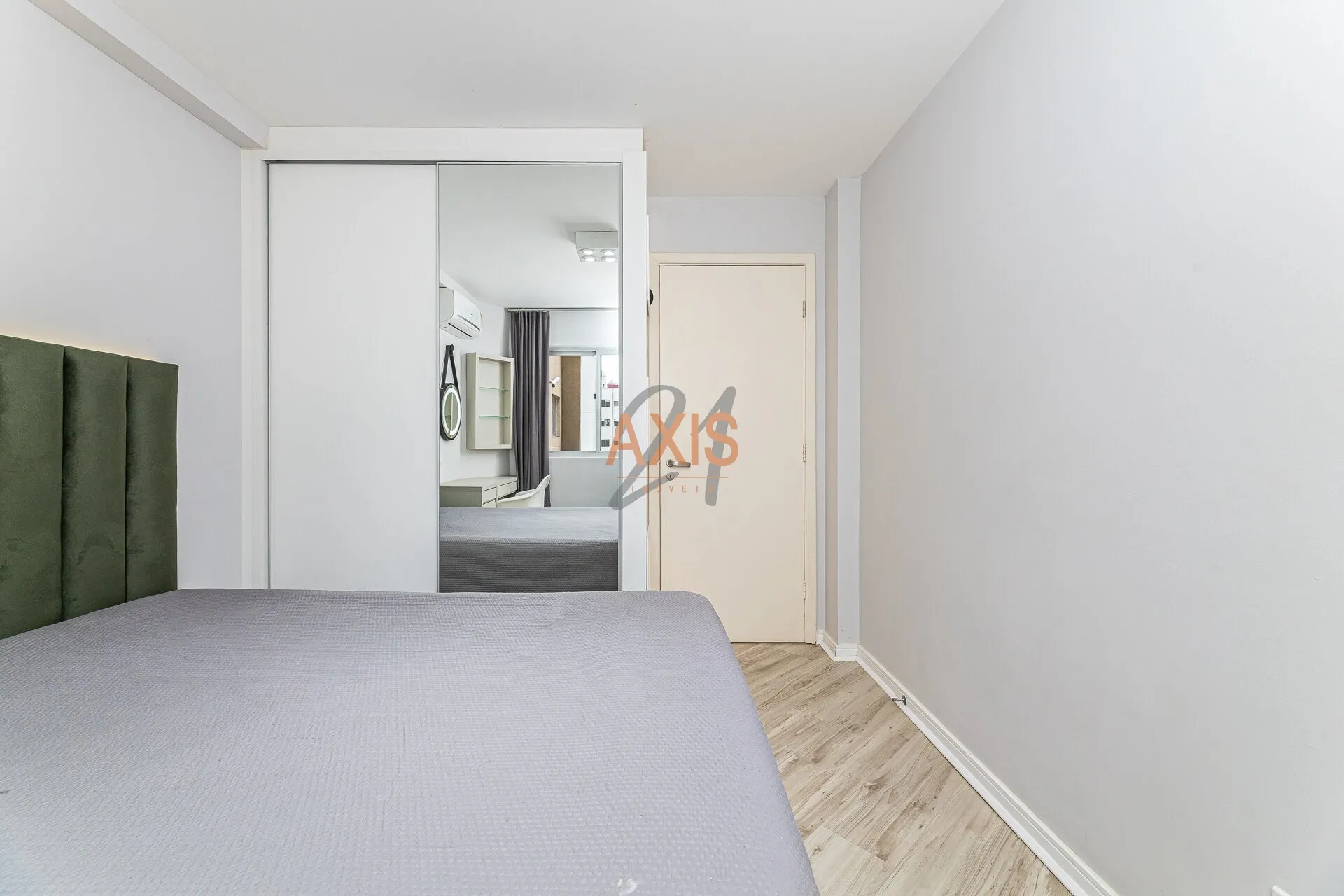 Apartamento de 4 Quartos à Venda no Edifício Caribean  | Água Verde  Curitiba — foto 14