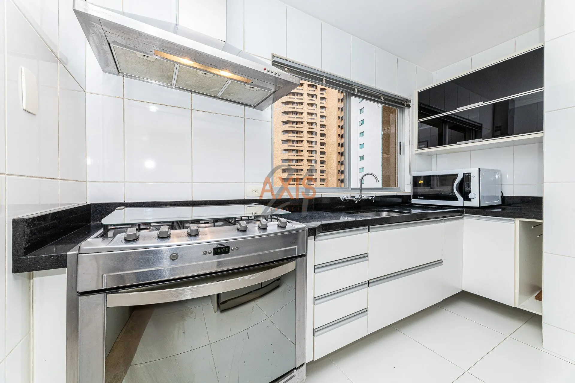 Apartamento de 4 Quartos à Venda no Edifício Caribean  | Água Verde  Curitiba — foto 30