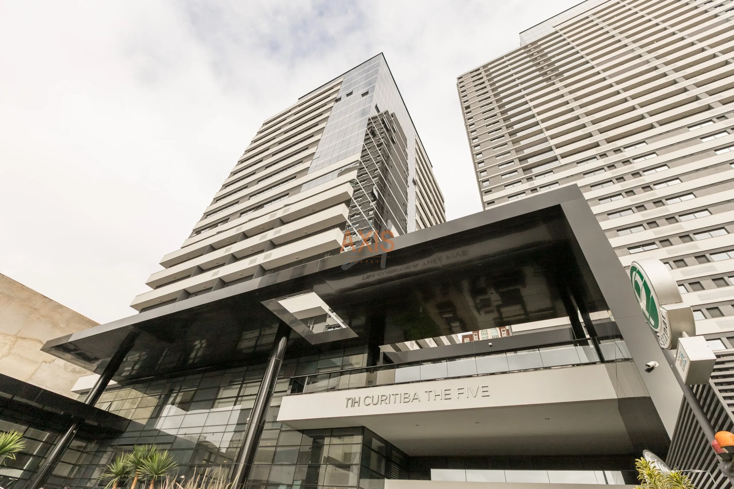 Loja de 224m² à Venda no Condomínio The Five-East Batel | Centro Curitiba — foto 26