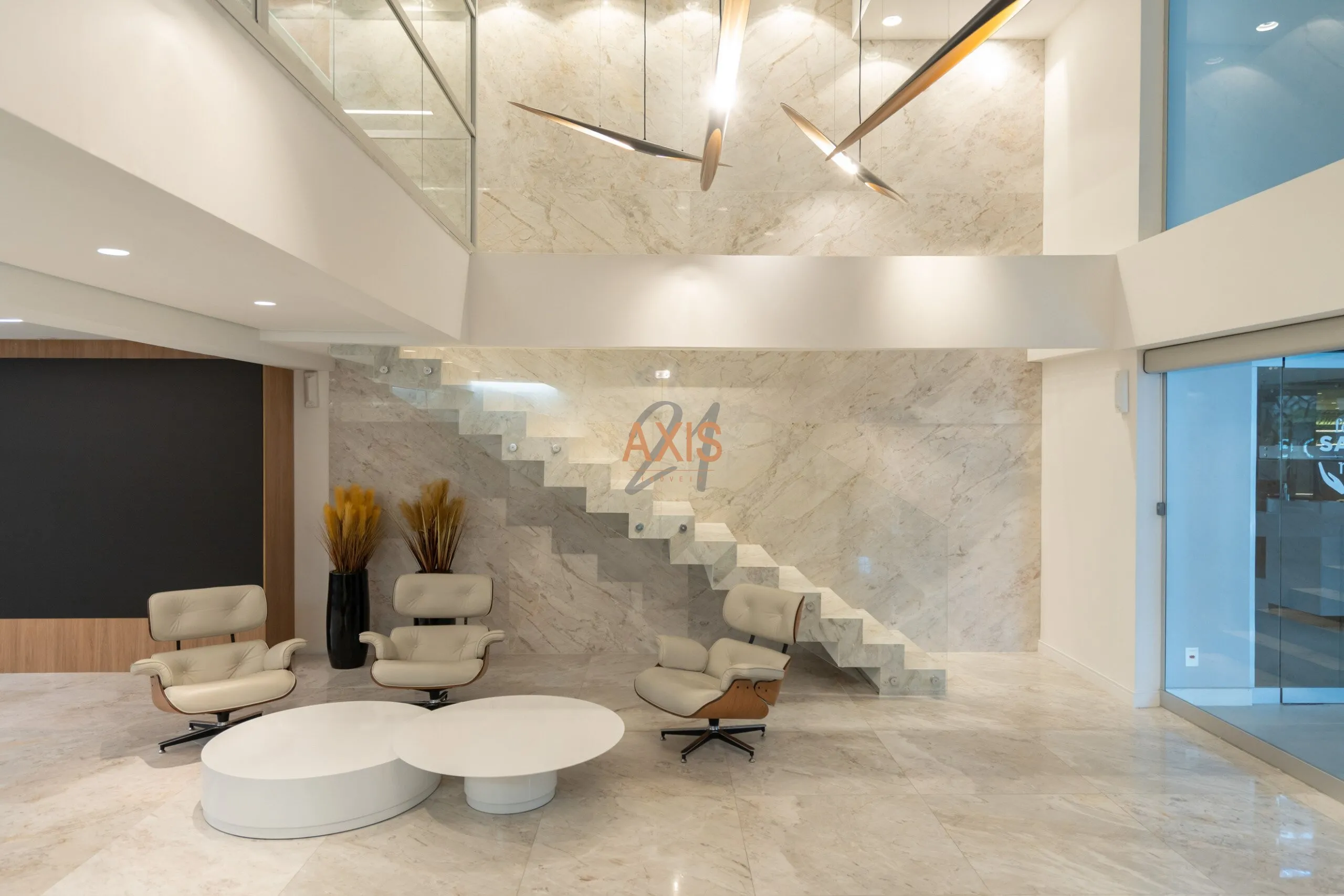 Loja de 224m² à Venda no Condomínio The Five-East Batel | Centro Curitiba — foto 3