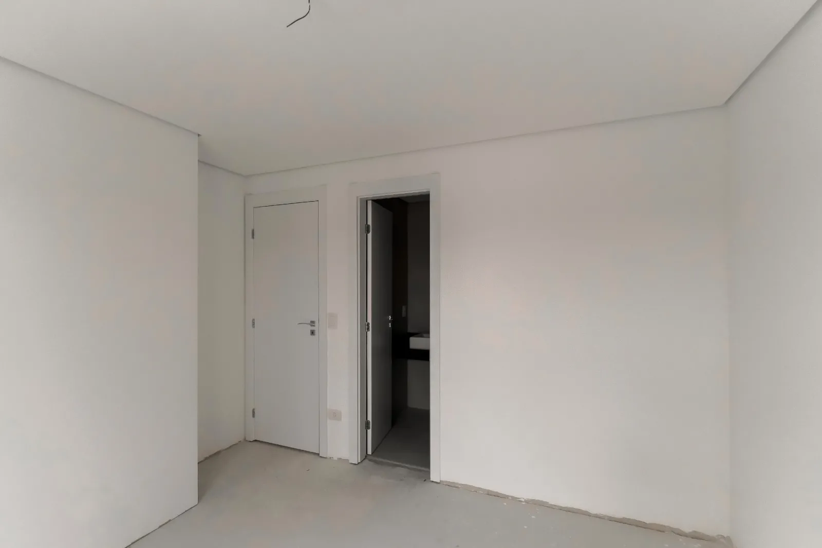 Sobrado de 3 Suítes à Venda  no Condomínio Ravena | Santo Inácio Curitiba — foto 17