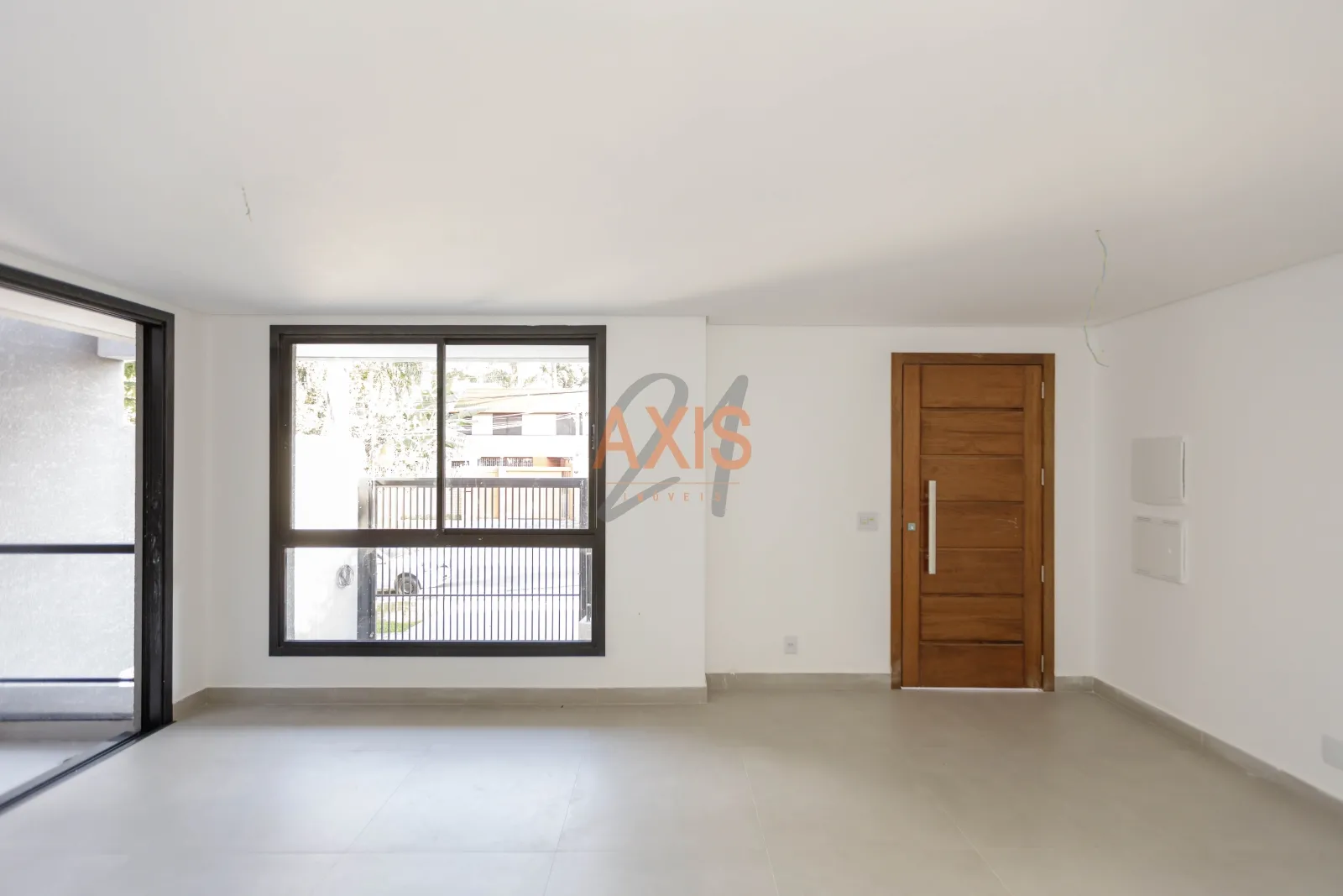 Sobrado de 3 Quartos à Venda na Rua do Verbo Divino | Centro Cívico Curitiba — foto 6